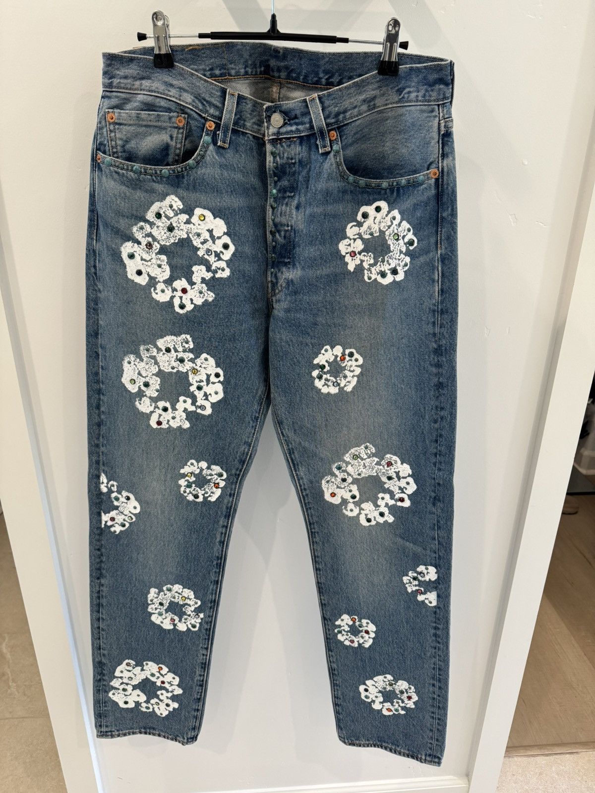 DENIM TEARS Denim Tears Levi Cotton Wreath Gemstone Denim Size US 33 - 1 Thumbnail
