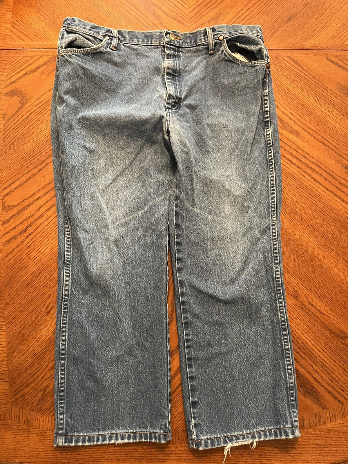 Wrangler vintage wrangler jeans men size 40x30 blue denim Size US 40 / EU 56 - 1 Thumbnail