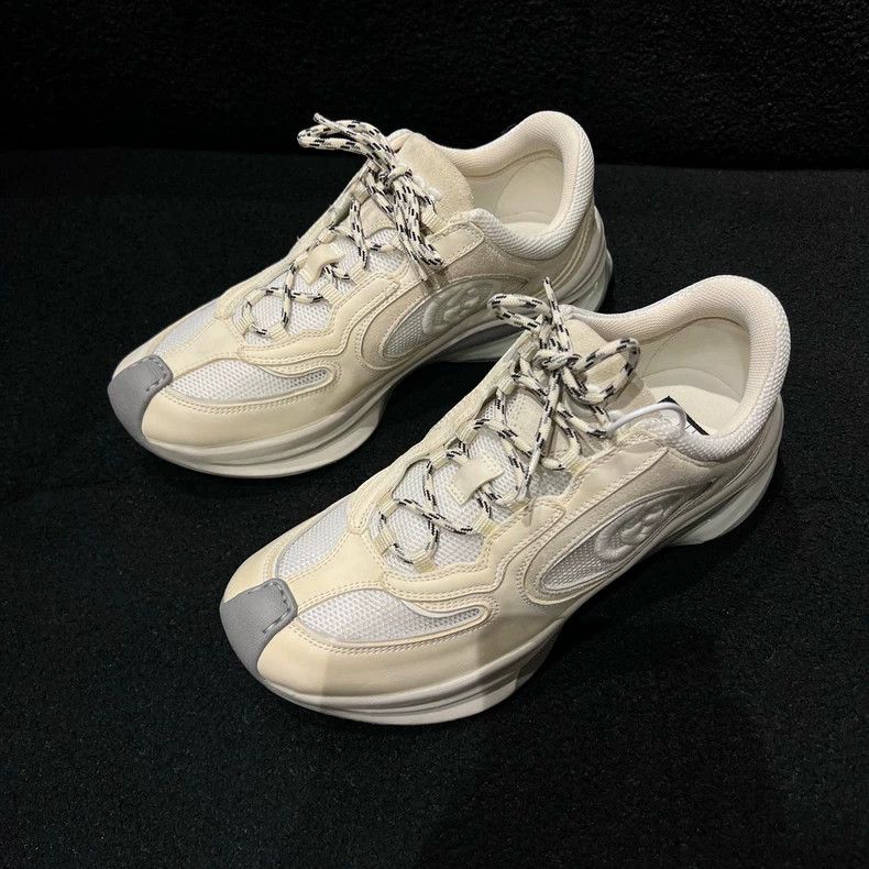 Gucci Gucci Run White Leather Sneakers - dmc Size US 6.5 / EU 39-40 - 1 Thumbnail