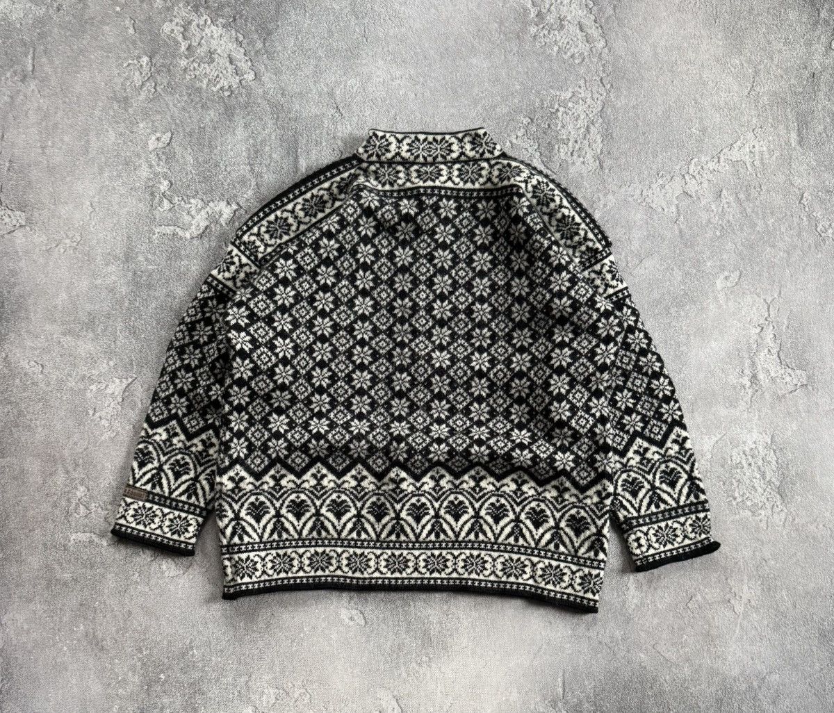 Dale Of Norway Dale Of Norway🇳🇴 M/size wool vintage retro aztec sweater knit Size US M / EU 48-50 / 2 - 12 Thumbnail