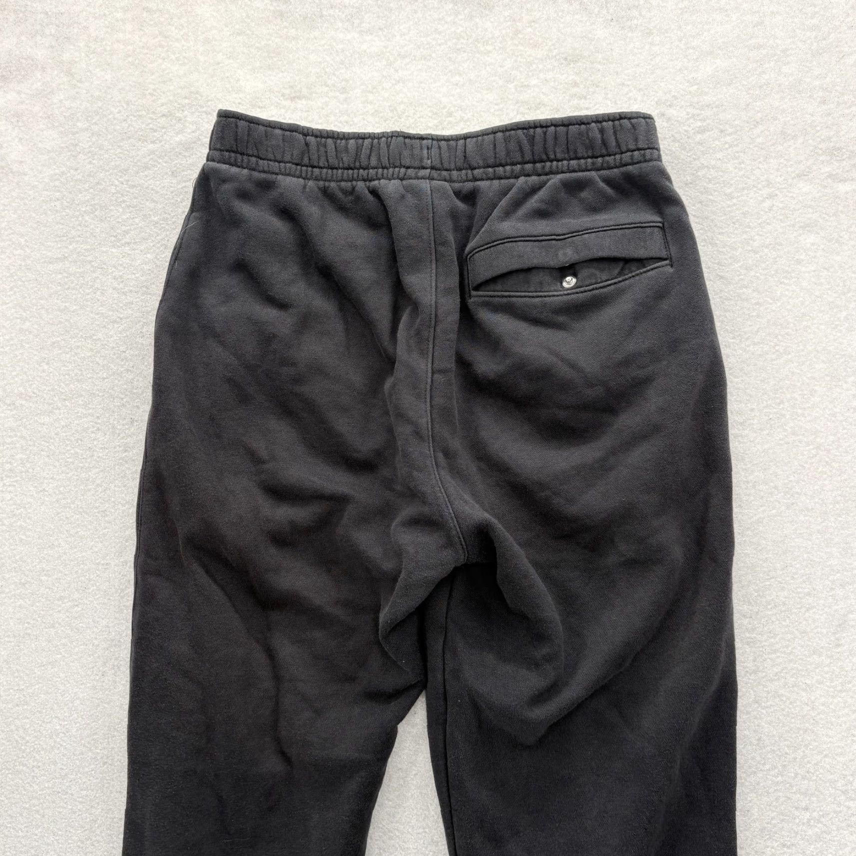 Nike Nike Club Fleece Pants Mens Small Black Joggers Sweatpants Athletic Gym Training Size US 29 - 4 Thumbnail
