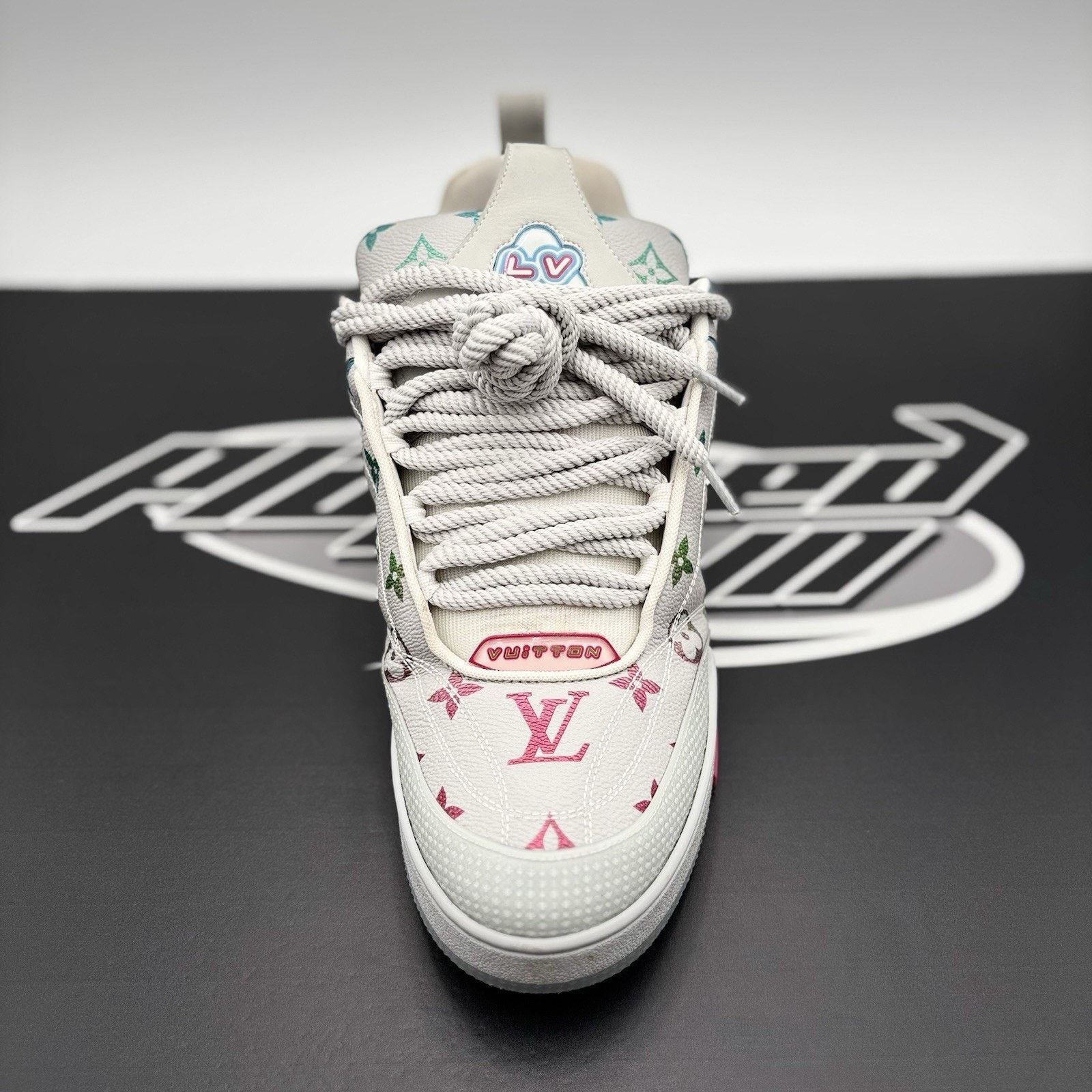 Louis Vuitton Louis Vuitton Skate ' Grey Monogram Multicolor' | GREAT! Size US 12.5 / EU 45-46 - 14 Thumbnail