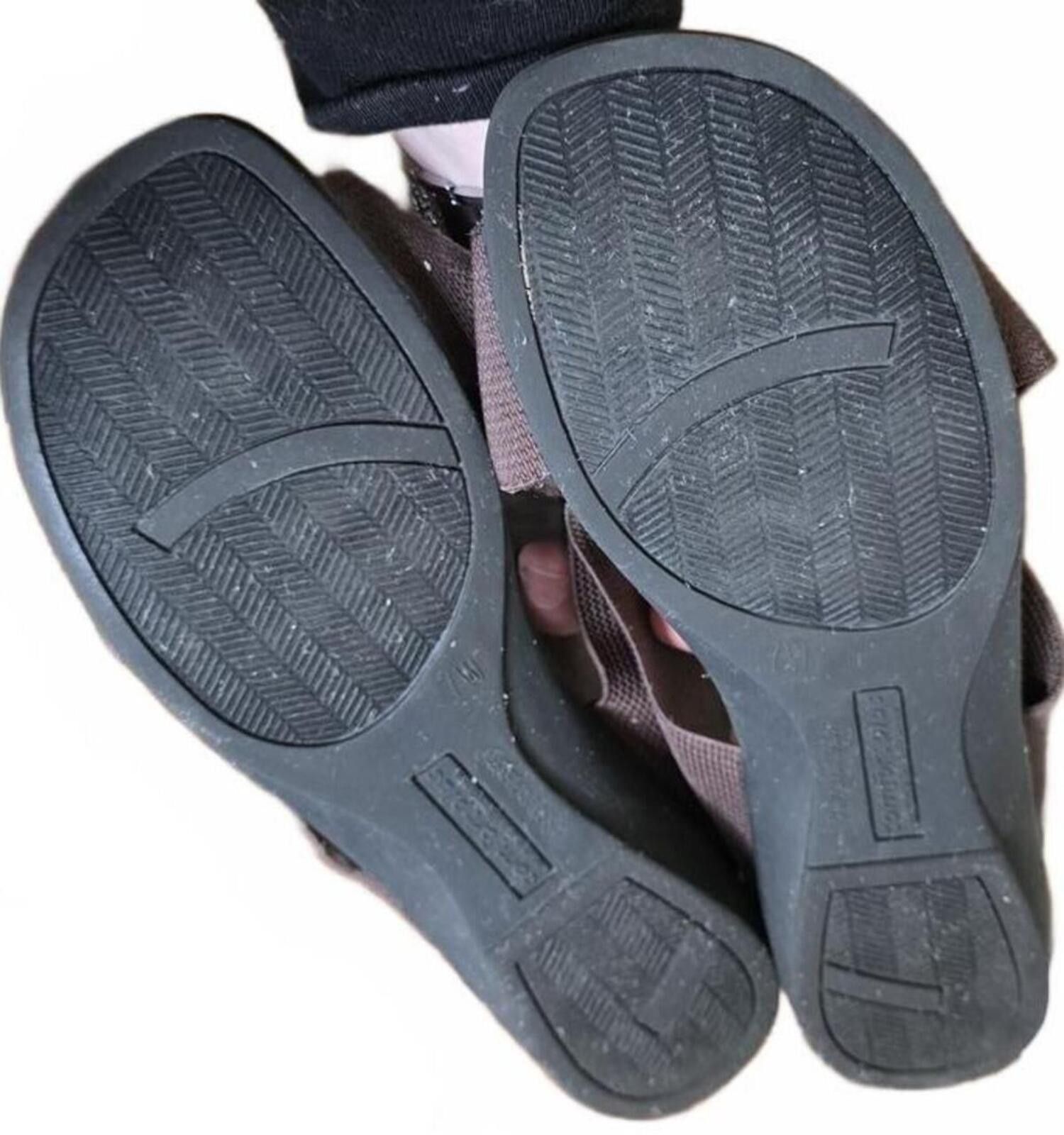 Other Comfort Plus Predictions Brown Cross Strap Slip-On Sandals 7 Size US 7 / IT 37 - 6 Thumbnail