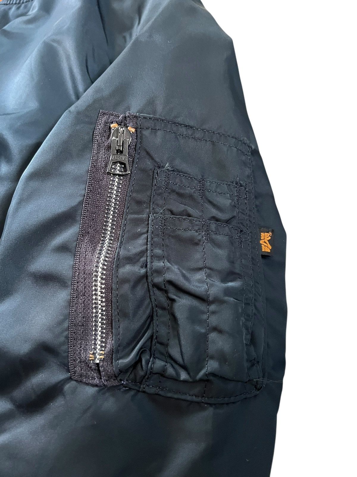 Alpha Industries 1990s Alpha Industries Bomber Jacket Size US M / EU 48-50 / 2 - 5 Thumbnail