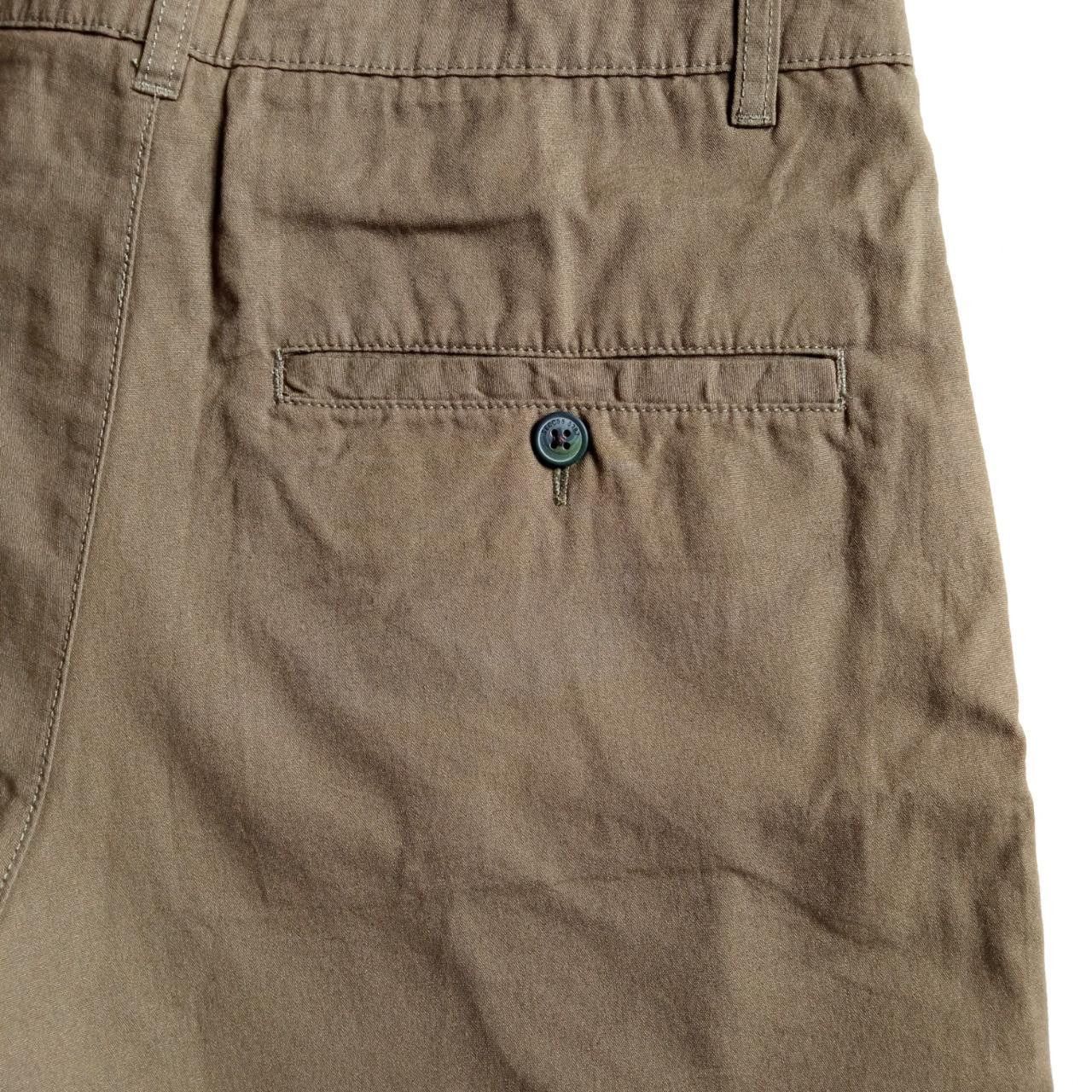 H&M H&M Olive Green Chino Shorts Size US 30 / EU 46 - 3 Thumbnail