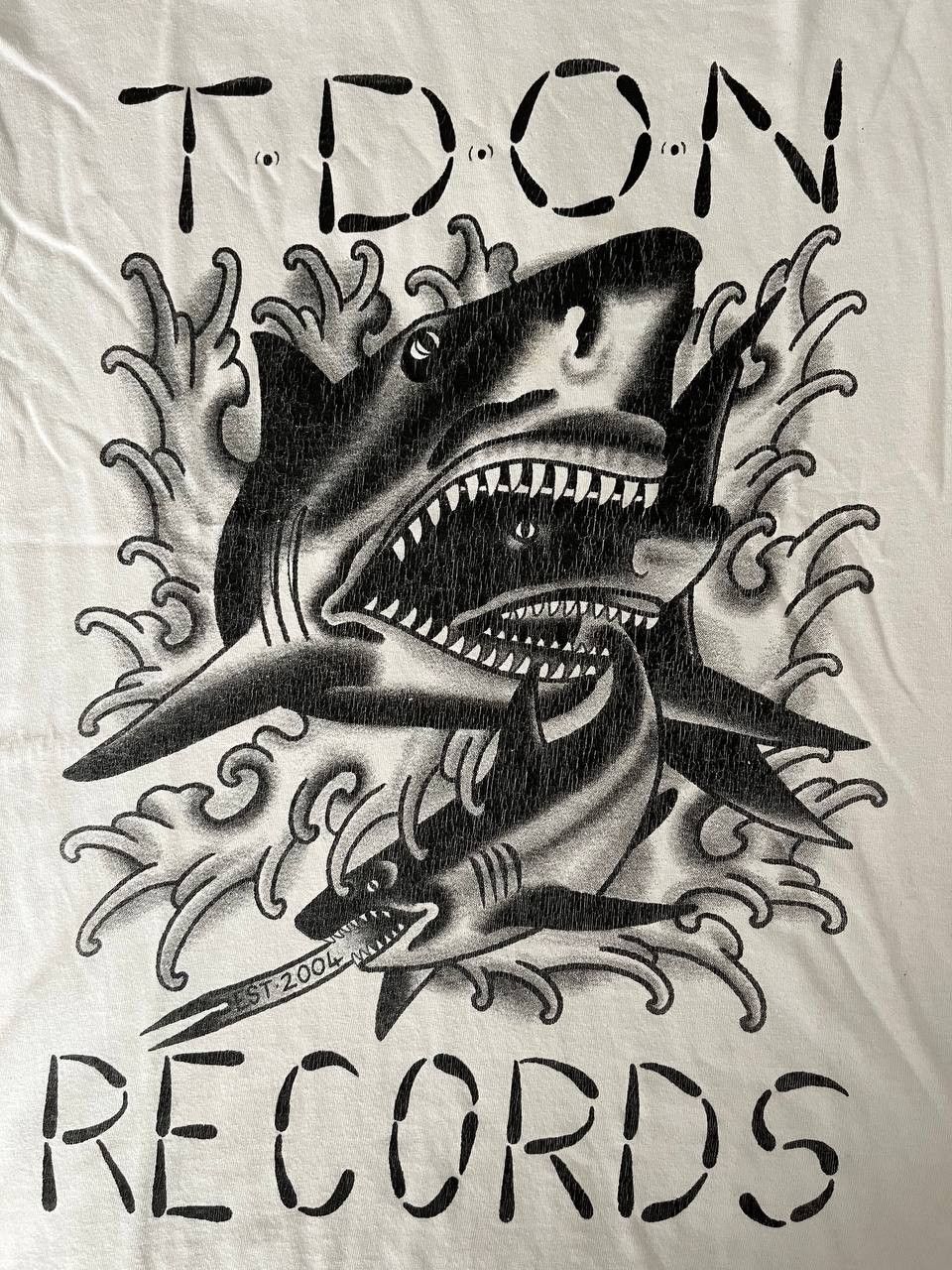 Gildan TDON RECORDS 2004 Size US L / EU 52-54 / 3 - 3 Thumbnail