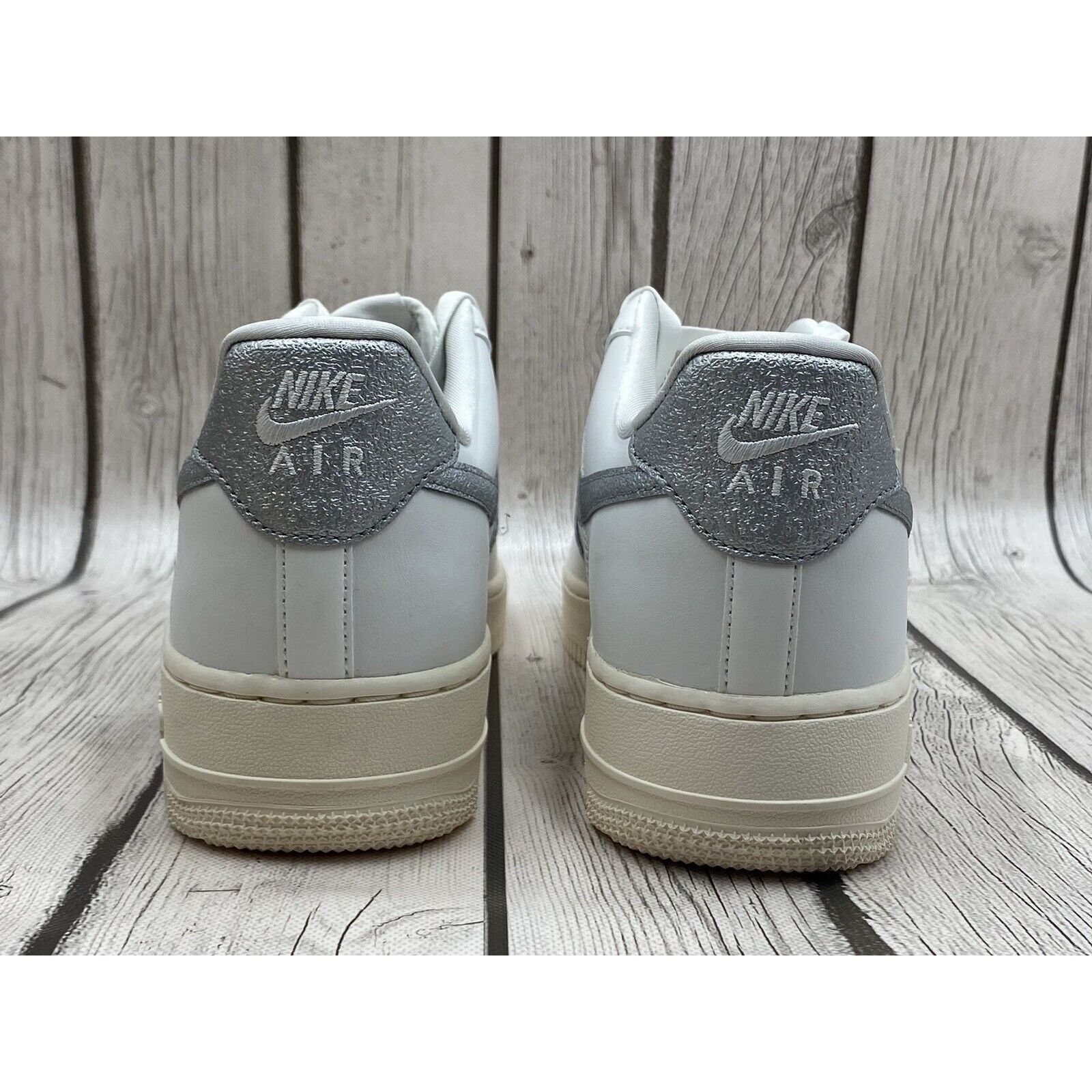 Nike Nike Womens Air Force 1 ‘07 Essential ‘Silver Swoosh’ Size 1 Size US 10.5 / IT 40.5 - 5 Thumbnail