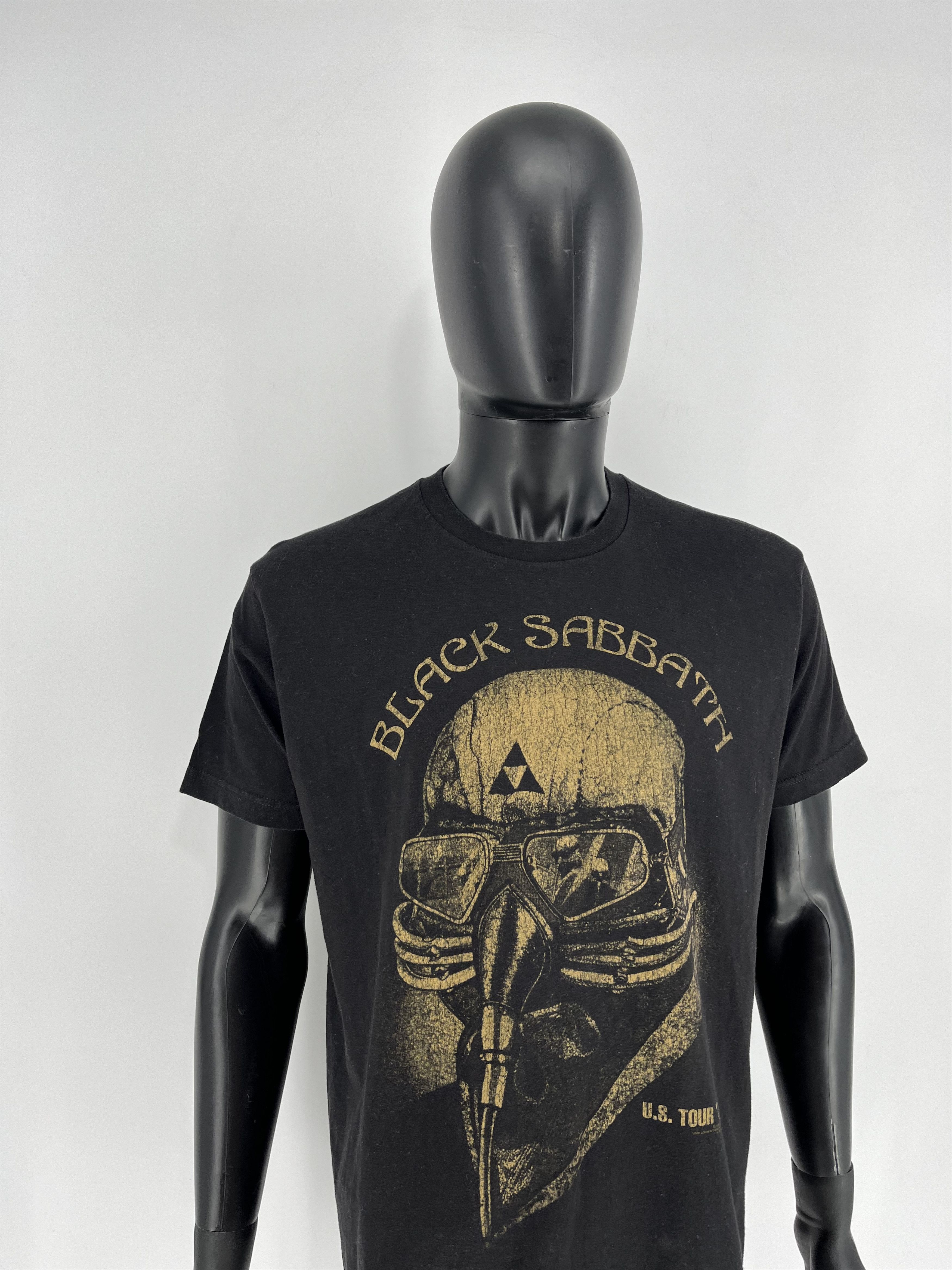 Band Tees Vintage Black Sabbath Big Logo Y2K T-Shirt Band Rock Metal Size US L / EU 52-54 / 3 - 3 Thumbnail