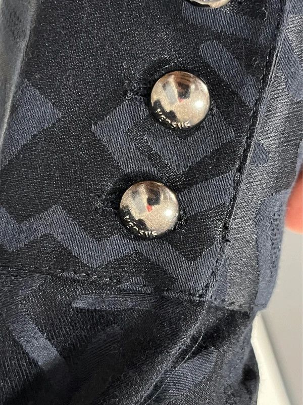 Versus Versace Versus Versace silk black shirt vintage Size XL / US 12-14 / IT 48-50 - 4 Thumbnail