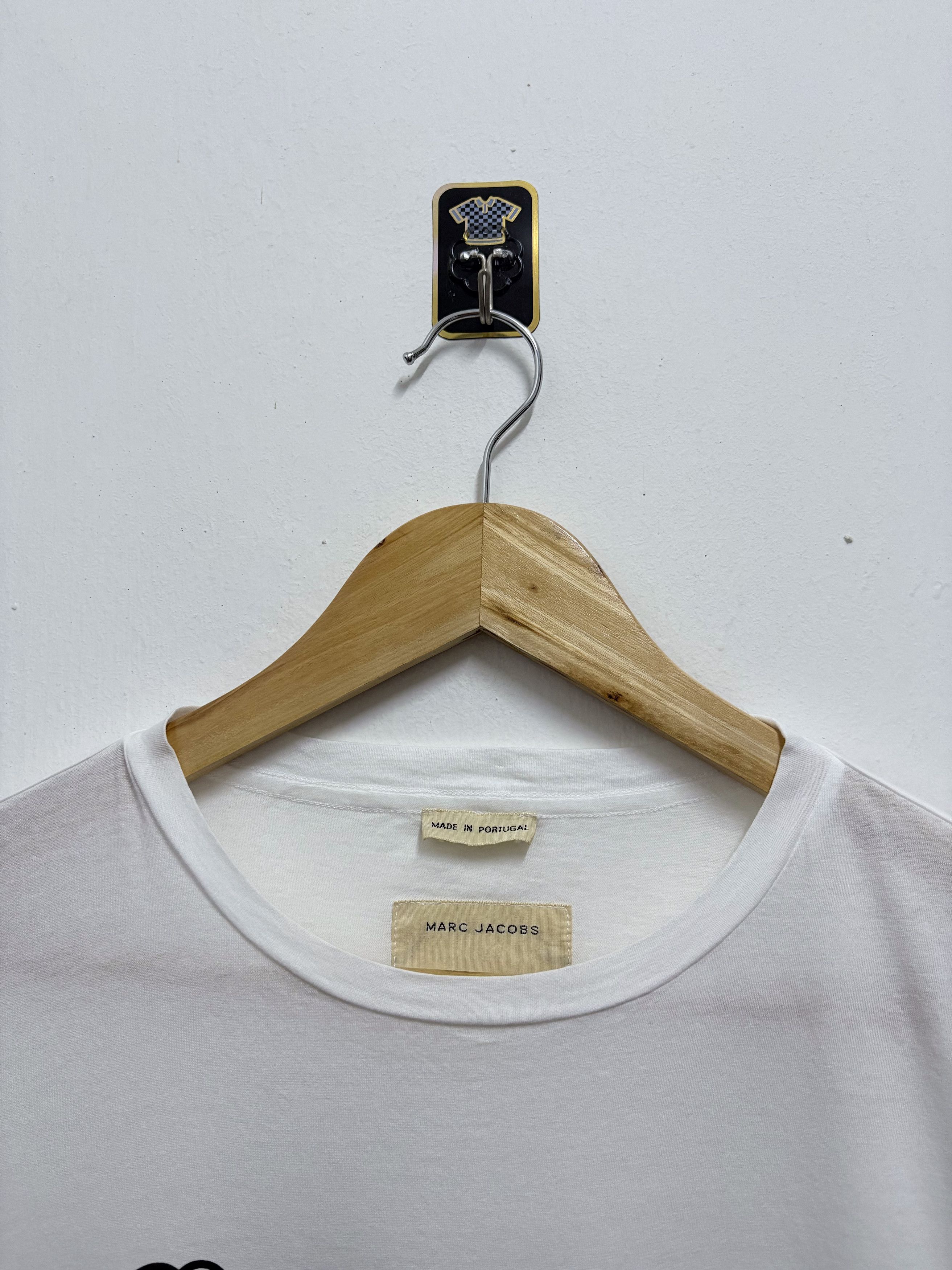Marc Jacobs Marc Jacobs - Hot Dog Logo T-Shirt Size US XS / EU 42 / 0 - 7 Thumbnail