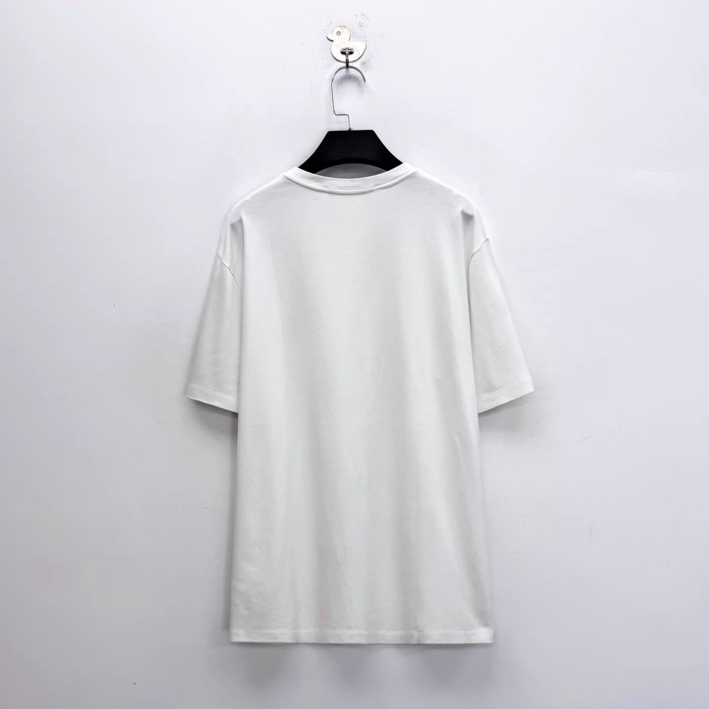 Louis Vuitton Louis Vuitton White Twisted Trefoil Logo T-shirt XXL Unisex Size US XXL / EU 58 / 5 - 2 Thumbnail