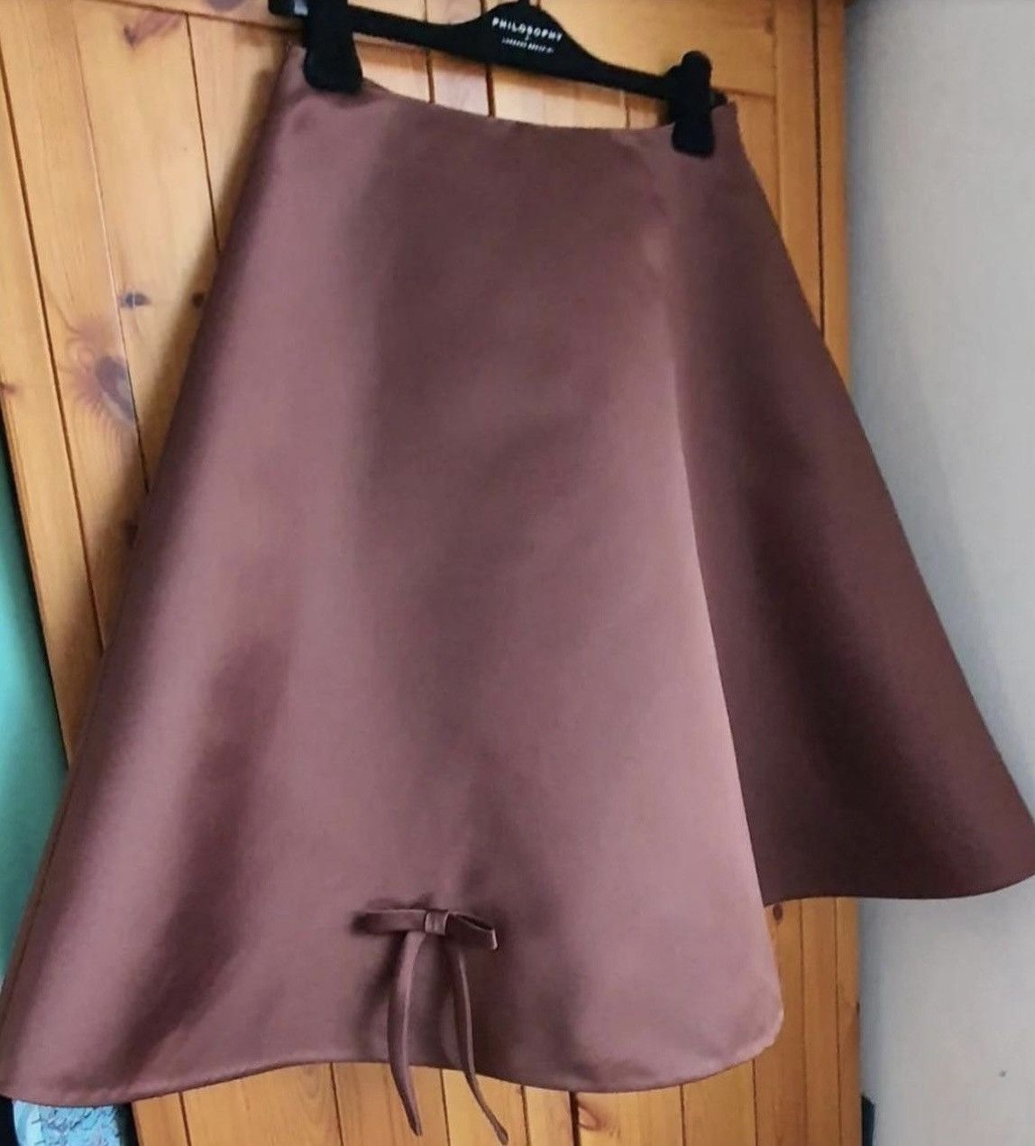 Prada Prada silk brown skirt, size M Size 28" / US 6 / IT 42 - 3 Thumbnail