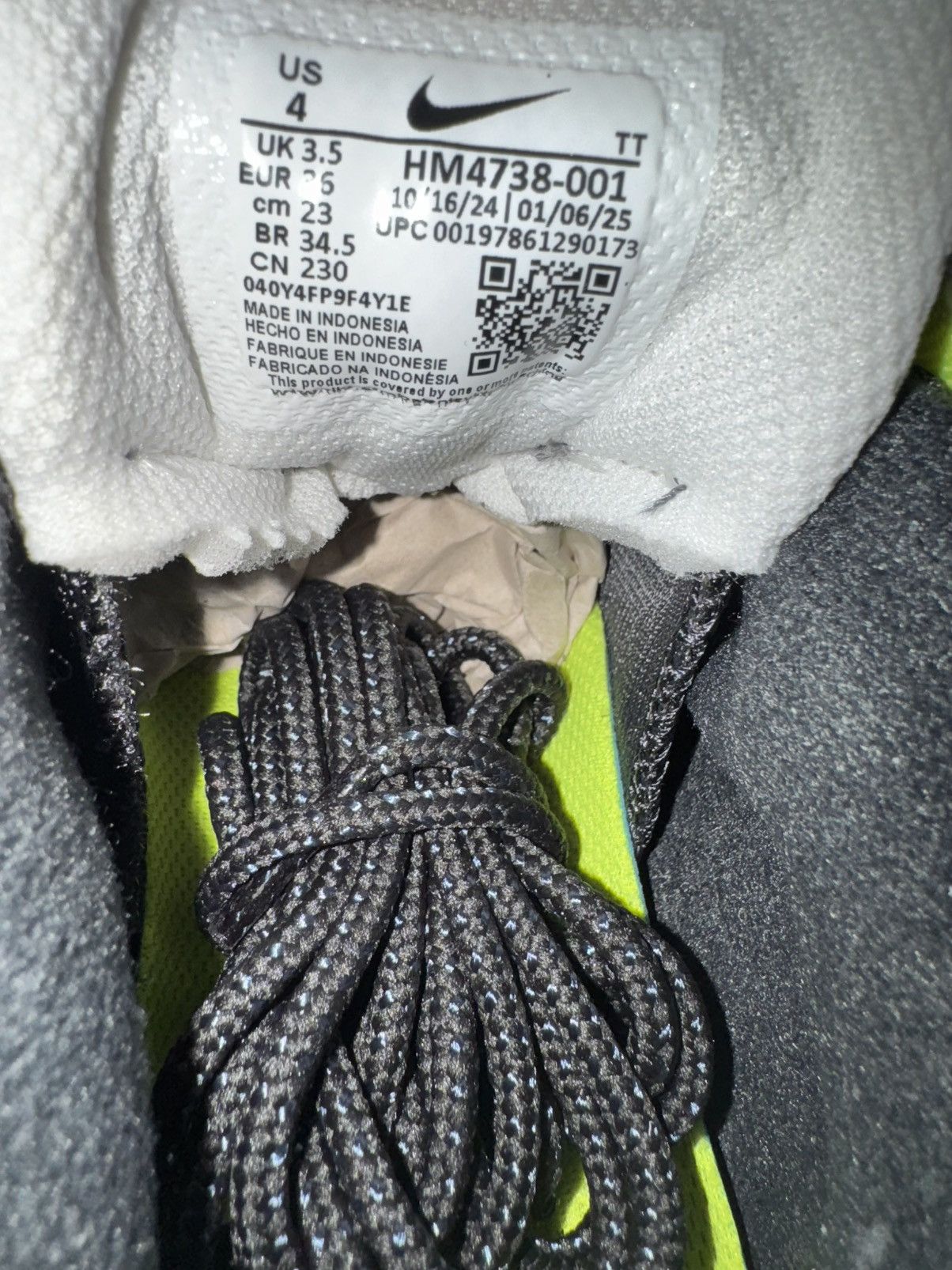 MoMA × Nike Nike Air Max 95 Reverse Neon Moma Exclusive Sz 5.5 30th Anni Size US 5.5 / IT 35.5 - 7 Thumbnail