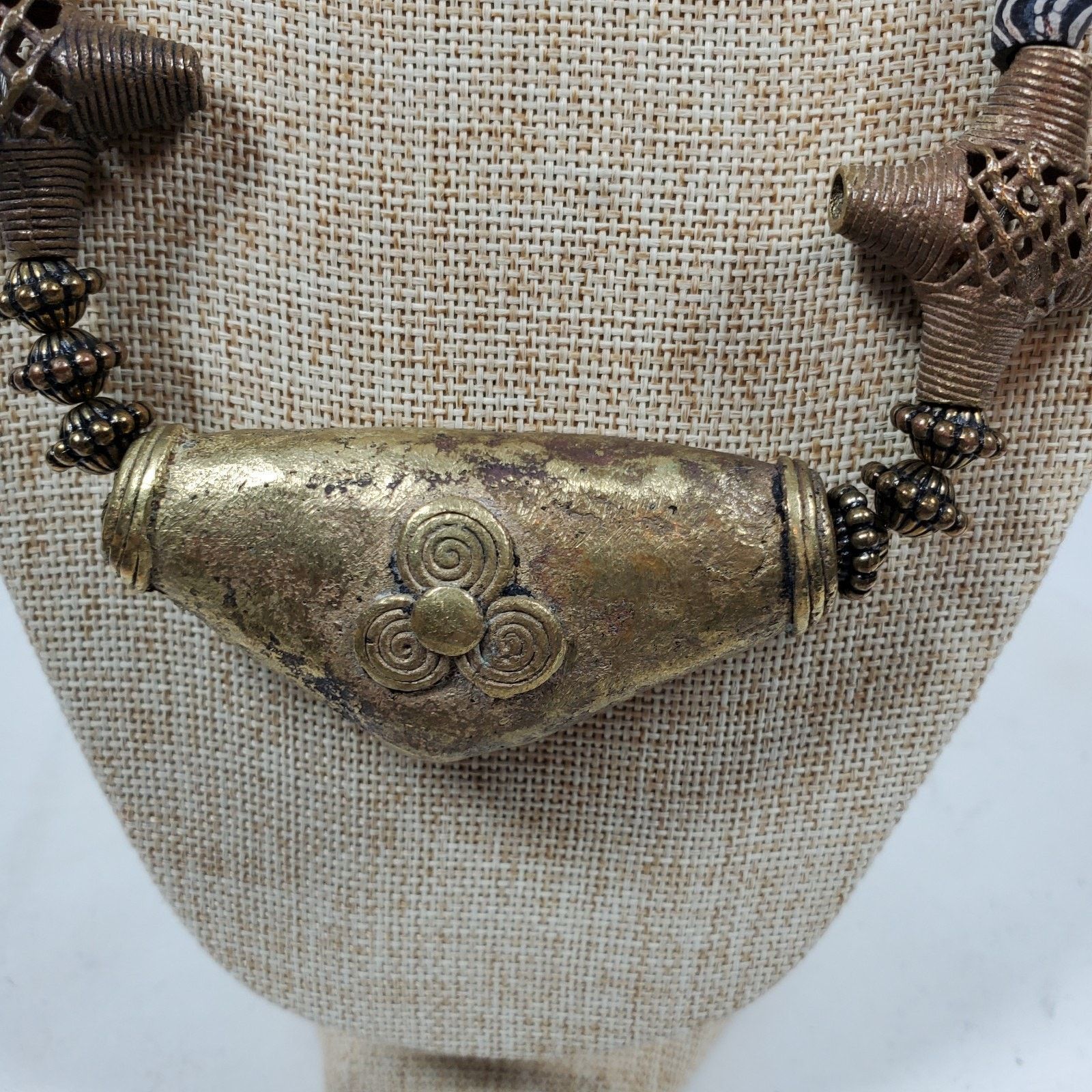 The Unbranded Brand Vintage Abstract Curvilinear Motif Necklace 26" Brass & Bead Size ONE SIZE - 4 Thumbnail