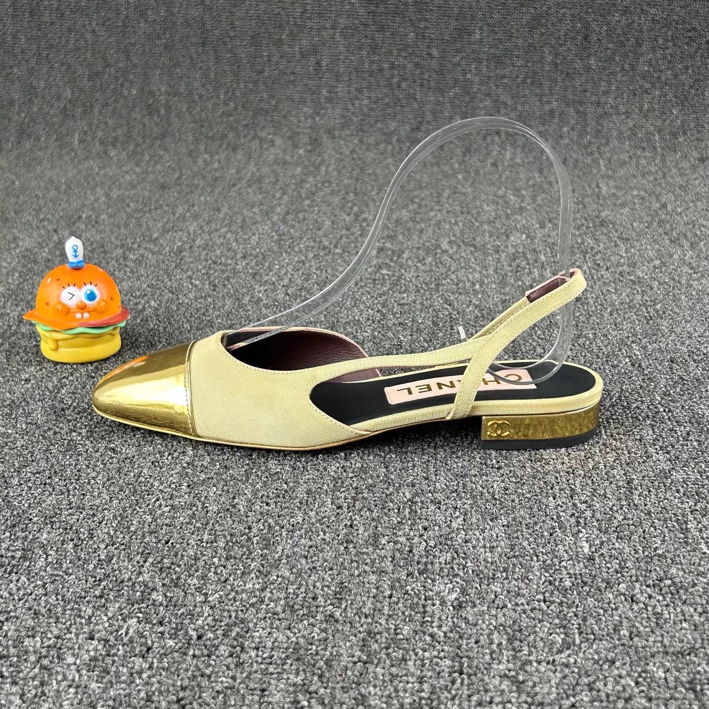 Chanel Chanel Women's Gold Color Blocked Flats 36 Size US 5.5 / IT 35.5 - 3 Thumbnail