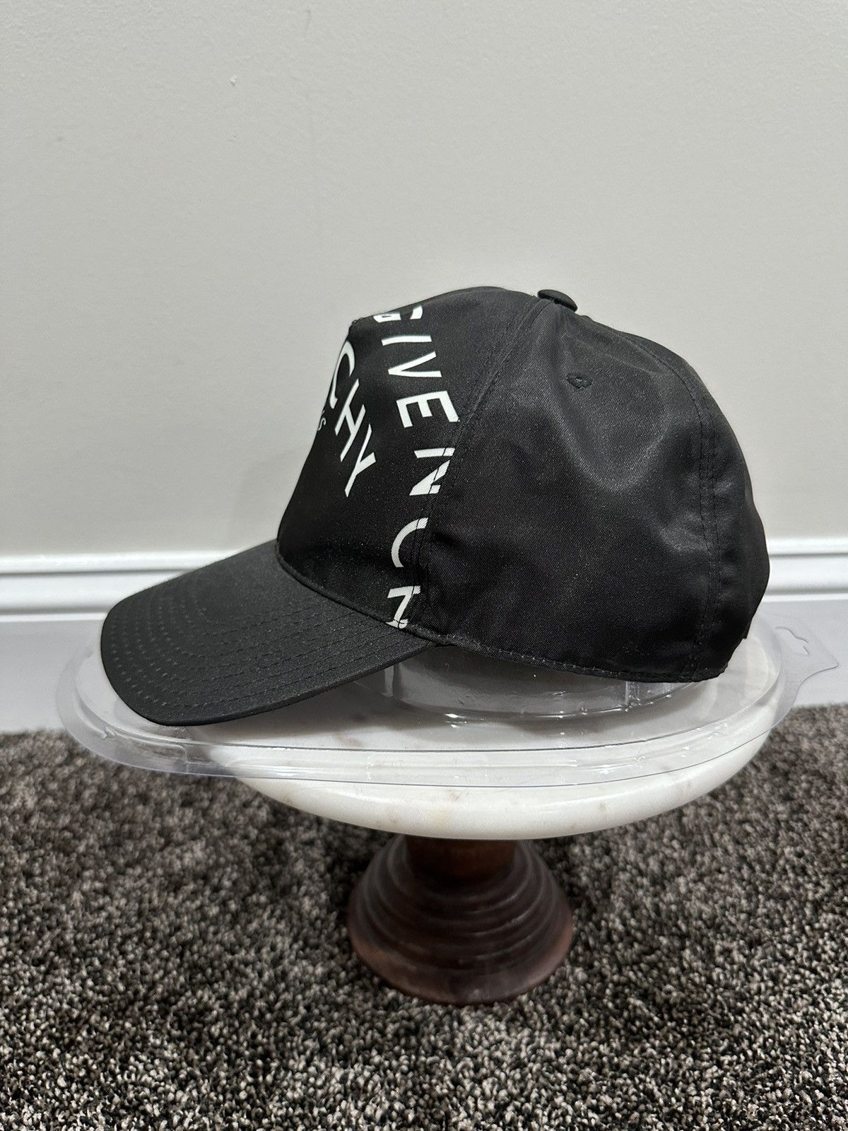 Givenchy Givenchy Black Symmetrical Logo Black Nylon Baseball Hat Size ONE SIZE - 4 Thumbnail
