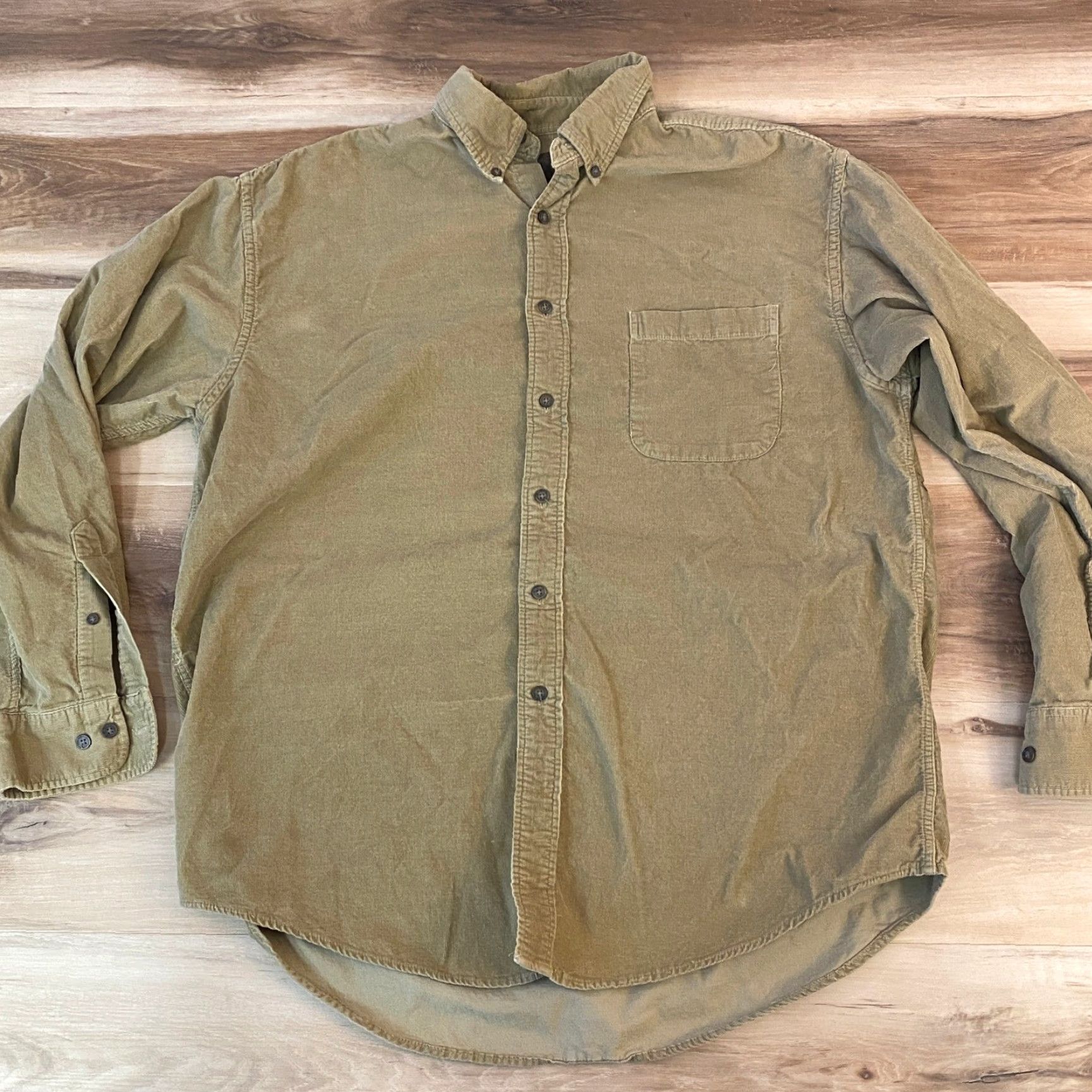 Vintage St. John's Bay Mens Corduroy Shirt Long Sleeve Button-Down Khaki Beige Casual Button-Up Size US L / EU 52-54 / 3 - 3 Thumbnail