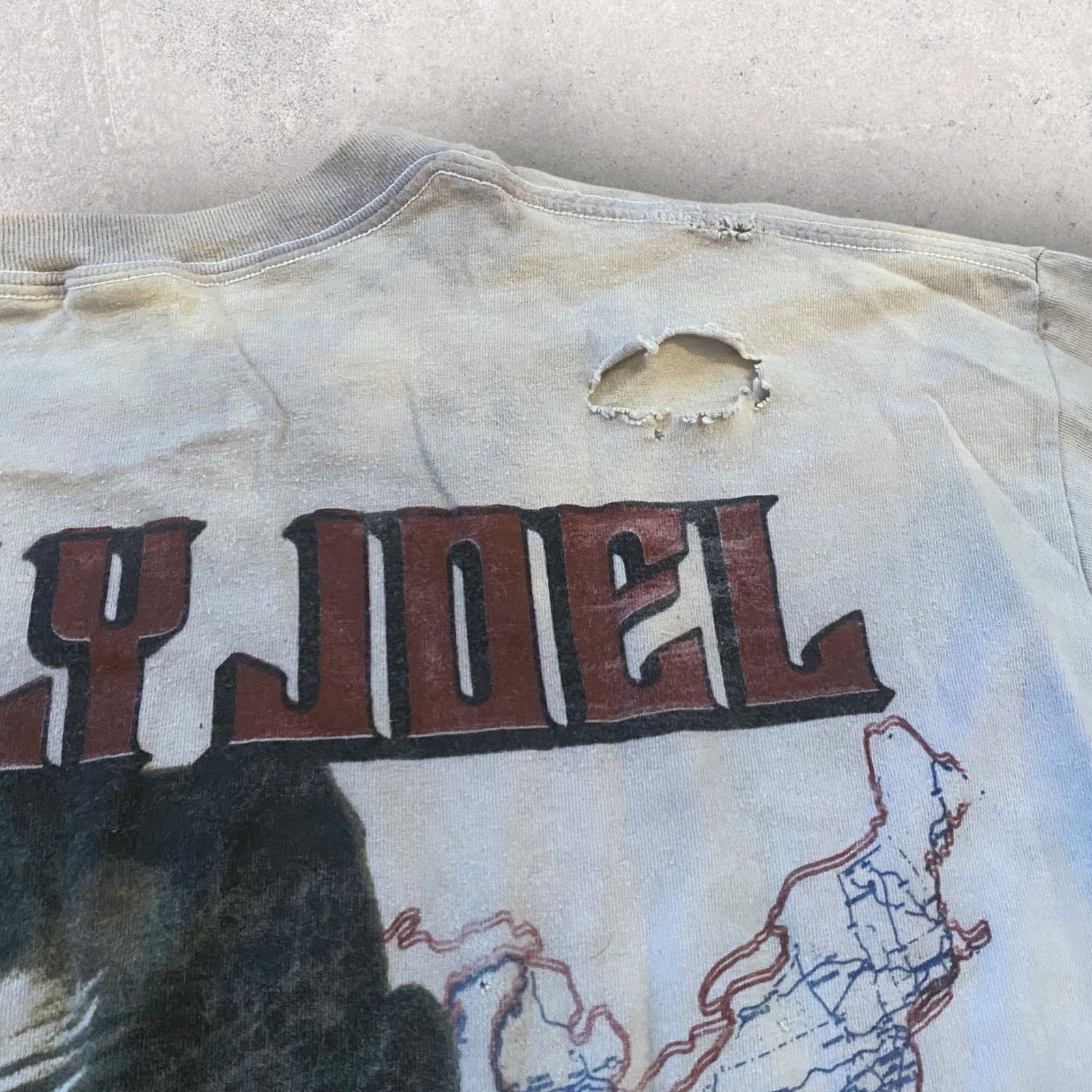 Band Tees Vintage 1988 Billy Joel Tour Distressed Cropped T Shirt Size US XL / EU 56 / 4 - 7 Thumbnail