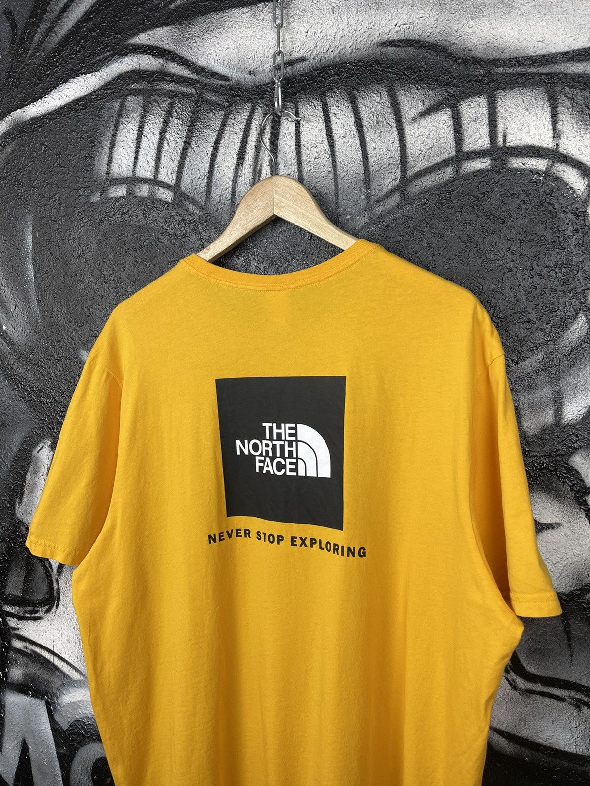 The North Face The North Face Yellow T- Shirt Big logo Men’s Size XL Size US XL / EU 56 / 4 - 6 Thumbnail