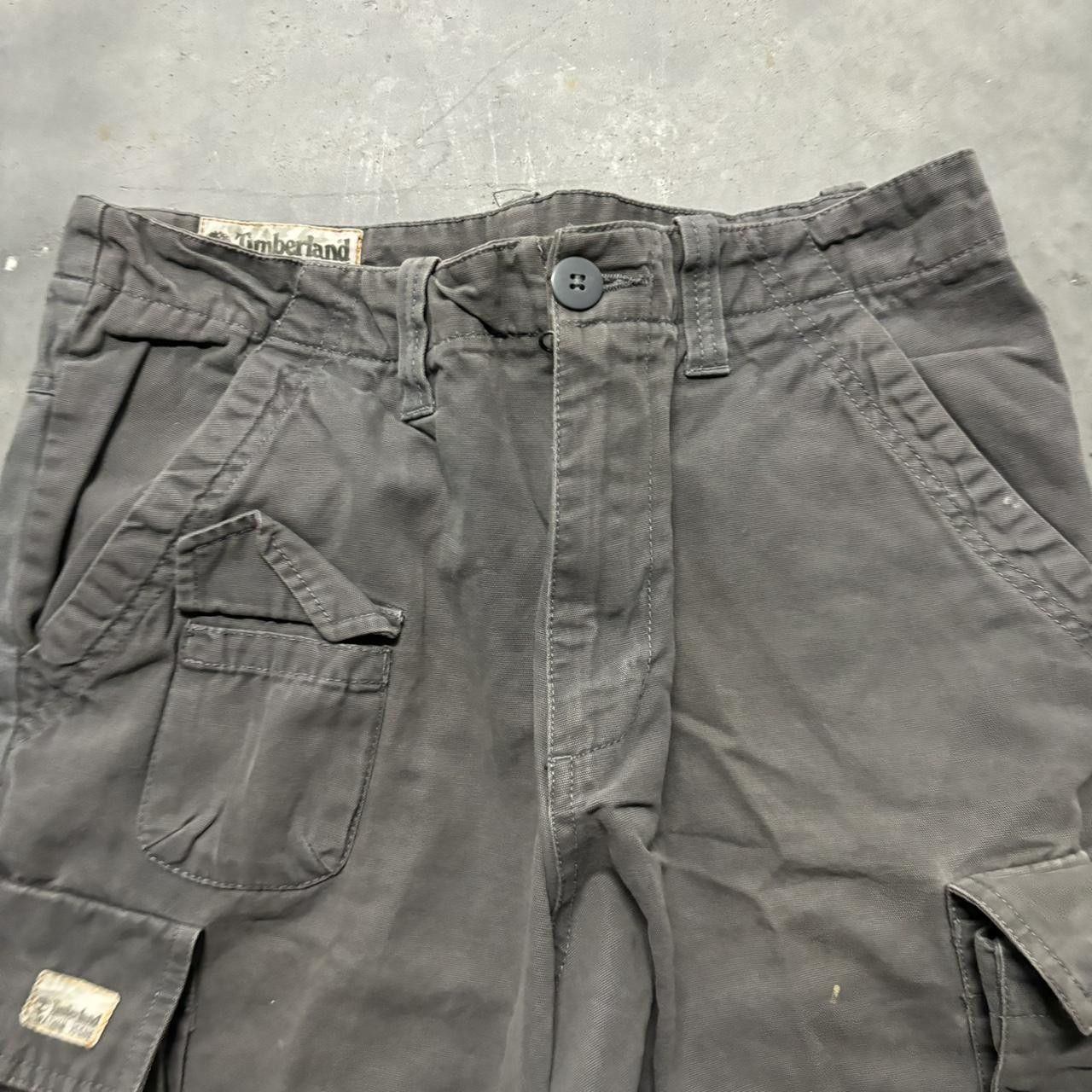Timberland × Vintage Crazy Vintage Y2K/2000s Baggy Grunge Grey Timberland Skater Cargo Shorts! Size US 33 - 2 Thumbnail