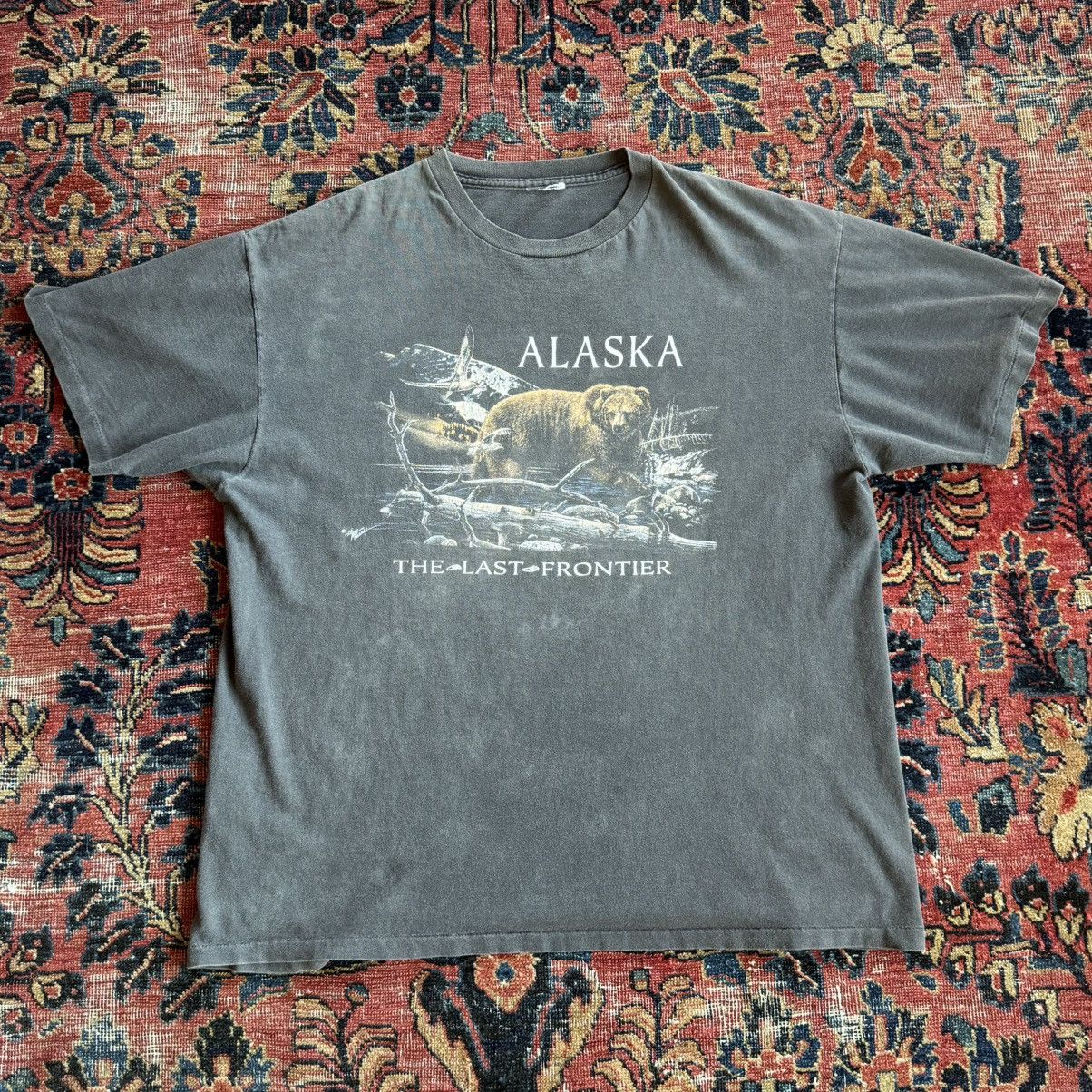 Vintage Vintage T-shirt "Alaska The Last Frontier" size L Size US L / EU 52-54 / 3 - 1 Thumbnail