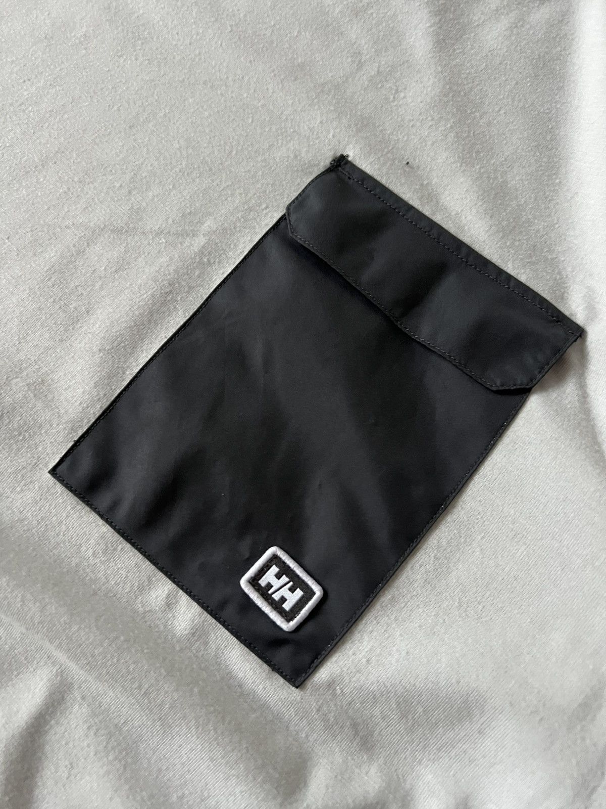 Helly Hansen Helly Hansen Norway Style Patch Pocket Active T-Shirt Size US L / EU 52-54 / 3 - 13 Thumbnail