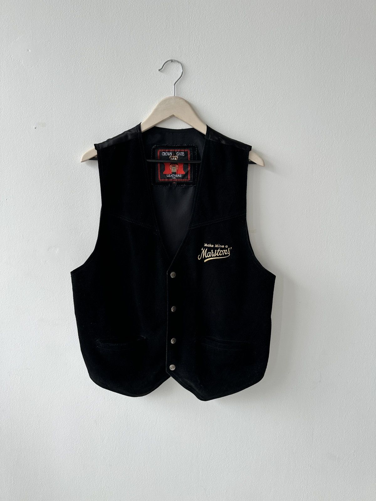 Japanese Brand × Vintage Black leather vest with embroidered logo and button-up Size US M / EU 48-50 / 2 - 1 Thumbnail