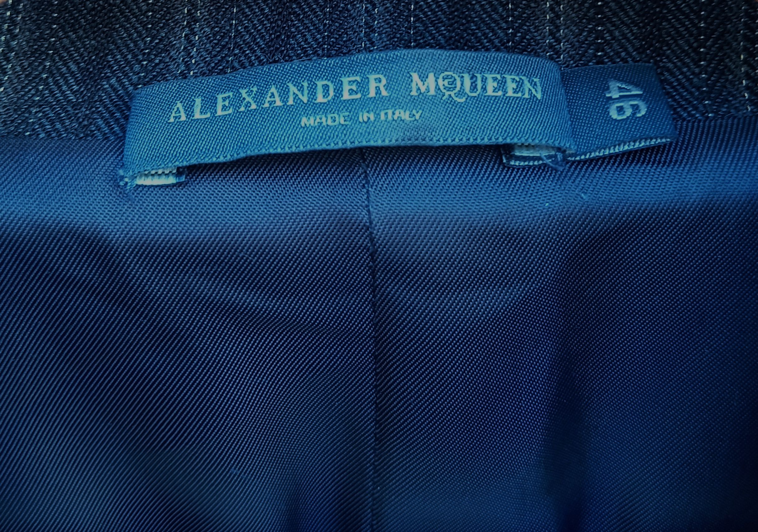 Alexander McQueen 2007 Wool stripped dress Alxender McQueen Size L / US 10 / IT 46 - 9 Thumbnail