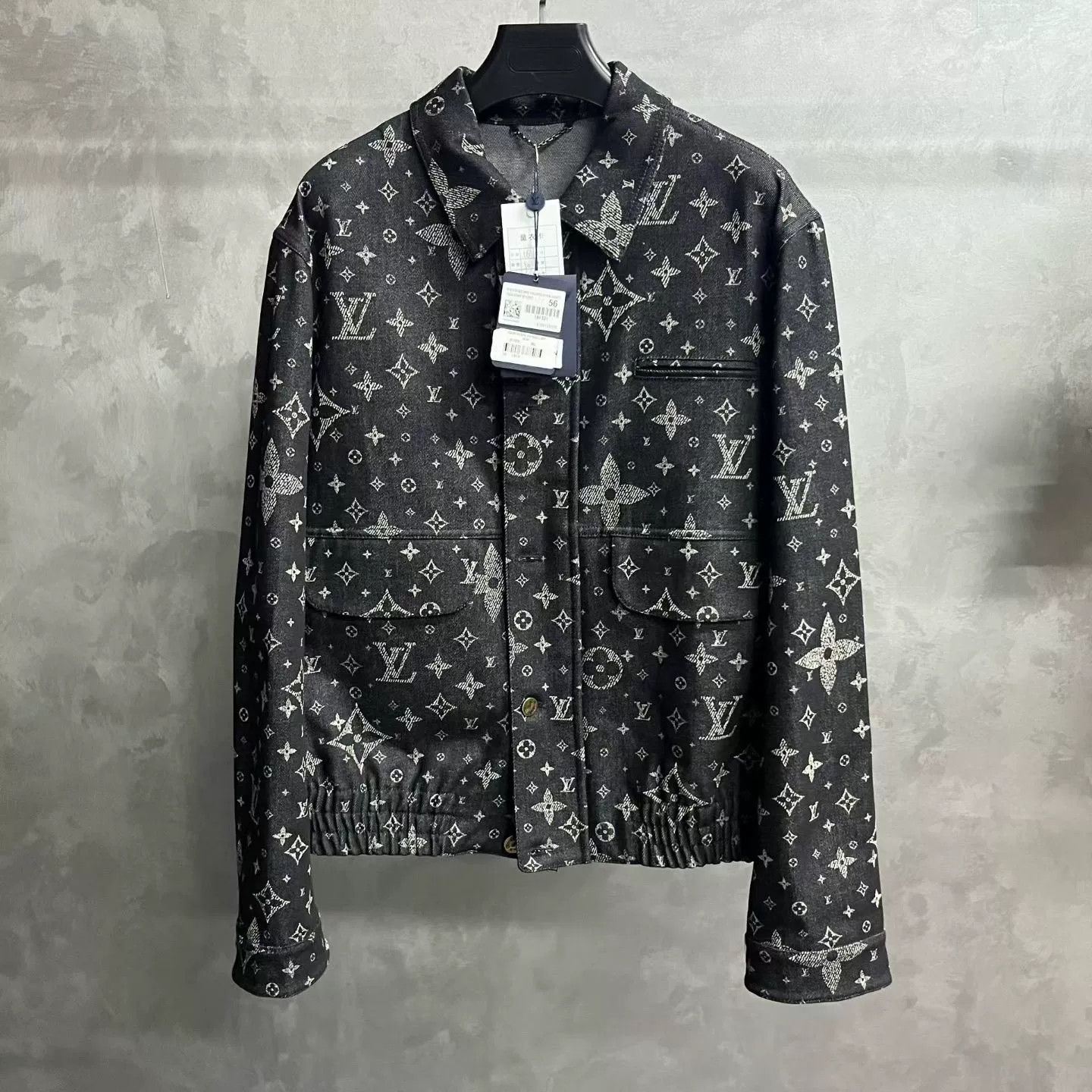 Louis Vuitton Louis Vuitton Black Logo Print Jacket Size US XL / EU 56 / 4 - 1 Thumbnail