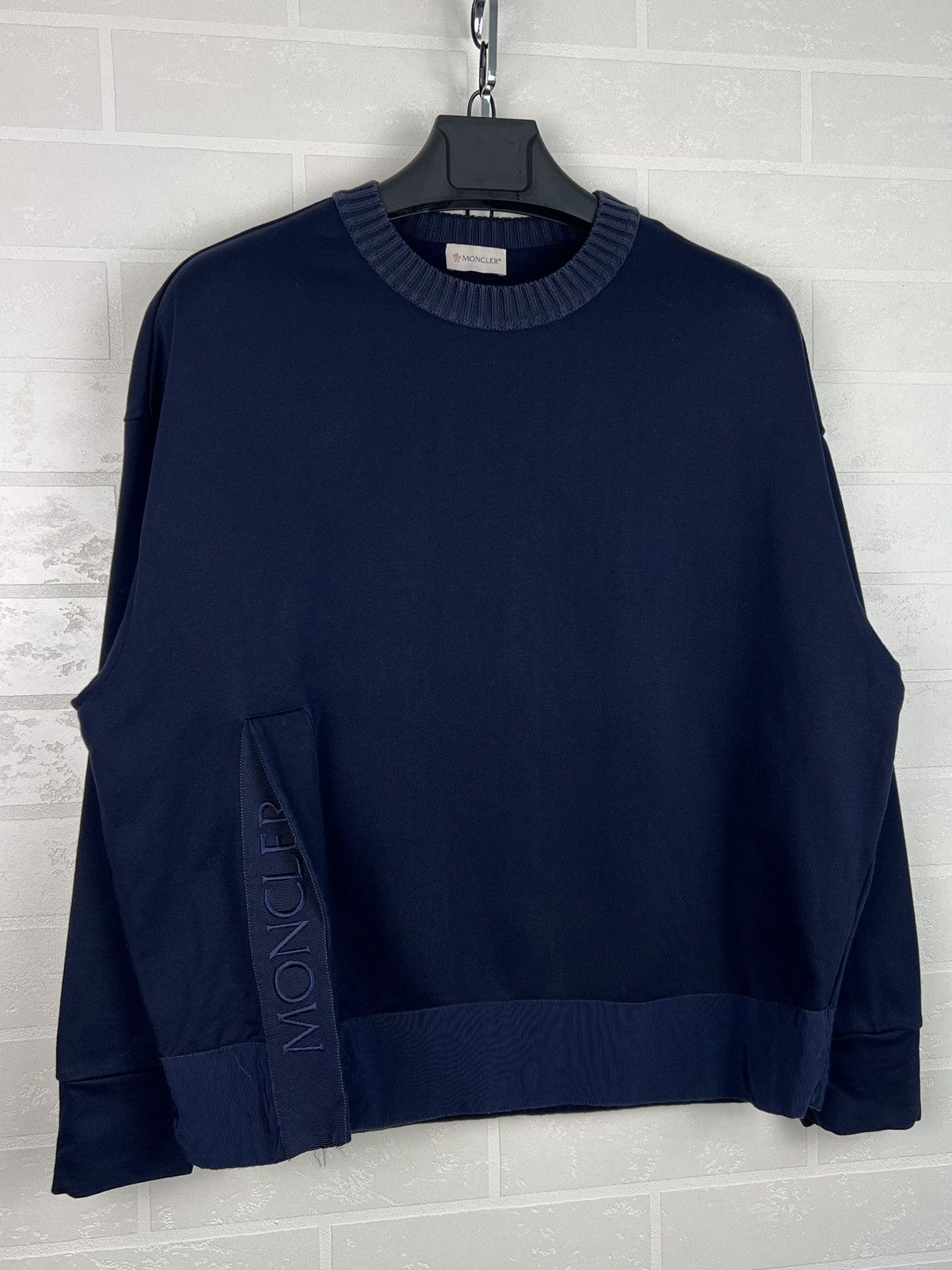 Moncler MONCLER Sweatshirt Cotton Crew Neck Side Logo Navy Men's Size US L / EU 52-54 / 3 - 2 Thumbnail