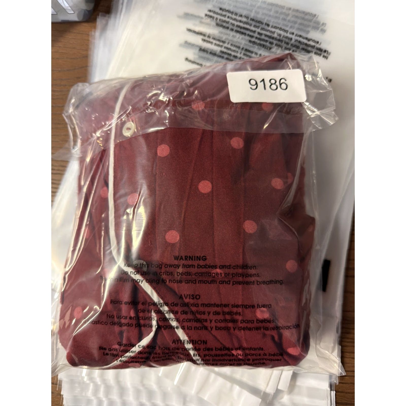 Gap VINTAGE not applicable; but we start with most relevant: Gap Lounge Set Women XS Red Love Polka Dot Pajama Pant & Shirt Set Size XS / US 0-2 / IT 36-38 - 5 Thumbnail
