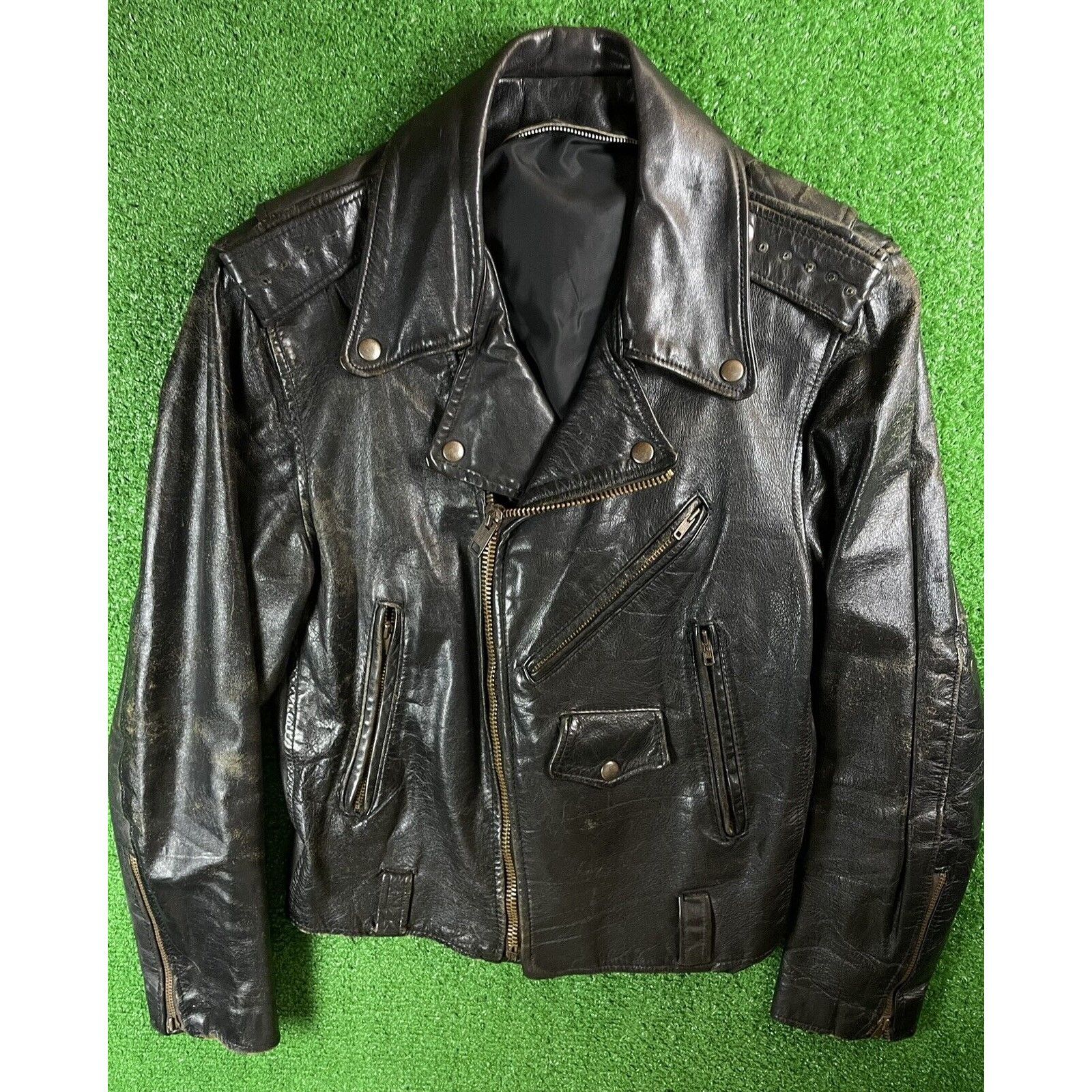 Vintage Vintage 60s Black Leather Medium Perfecto Motorcycle Jacket Size US M / EU 48-50 / 2 - 2 Thumbnail