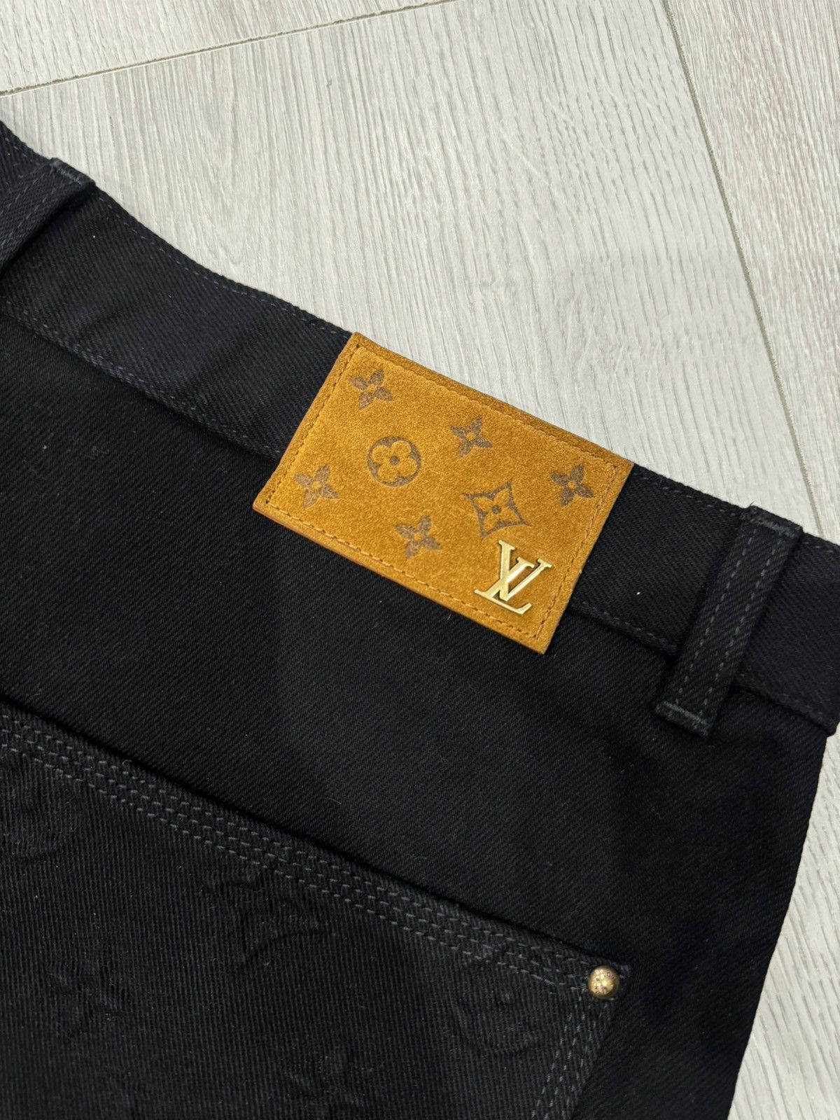 Louis Vuitton LOUIS VUITTON MONOGRAM WORKWEAR CARPENTER BLACK Size US 34 / EU 50 - 13 Thumbnail