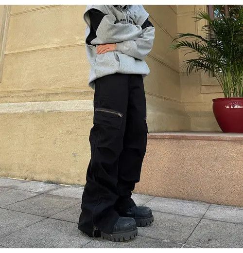 Vintage Kimiko x Miyo Stylish Black Cargo Pants with Zipper Details Size US 33 - 1 Thumbnail