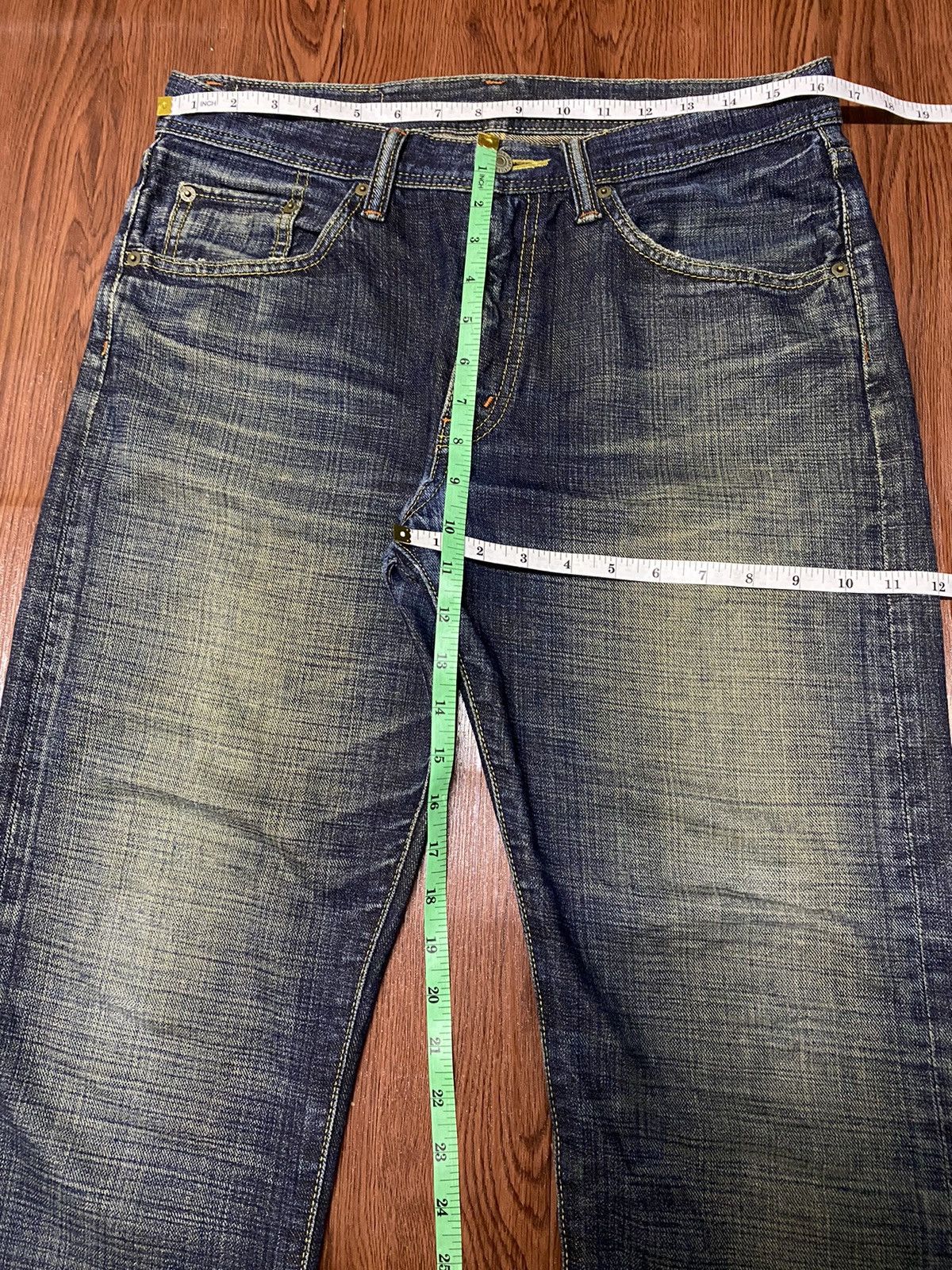 Japanese Brand Vintage Japanese Brand Blues Faded Loose Denim Jeans Size US 33 - 11 Thumbnail