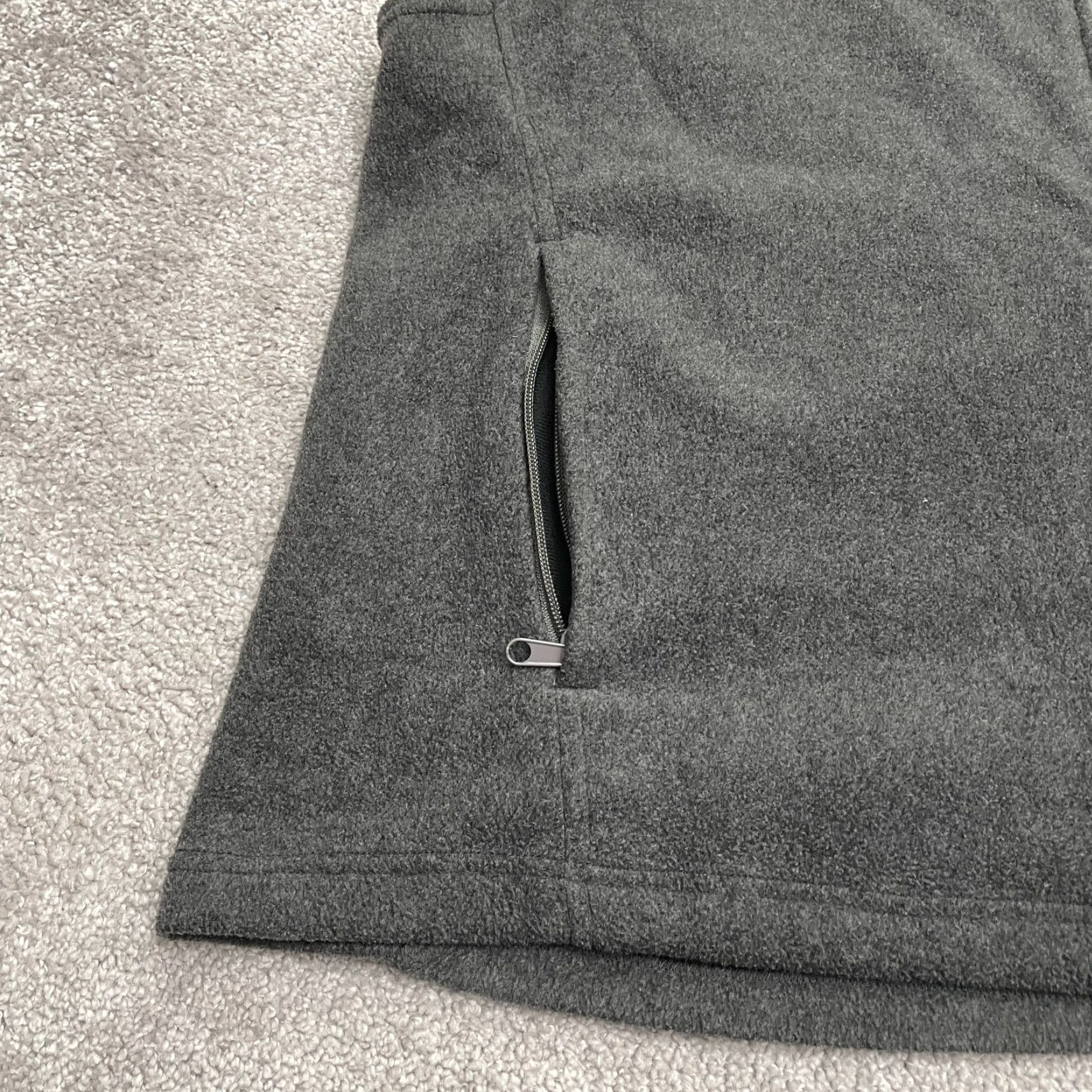 Vintage Columbia Vest Men XL Gray Full Zip Pockets Outdoor Hiking Steens Mountain Classic Classic, Outdoor, Sports Size US XL / EU 56 / 4 - 4 Thumbnail