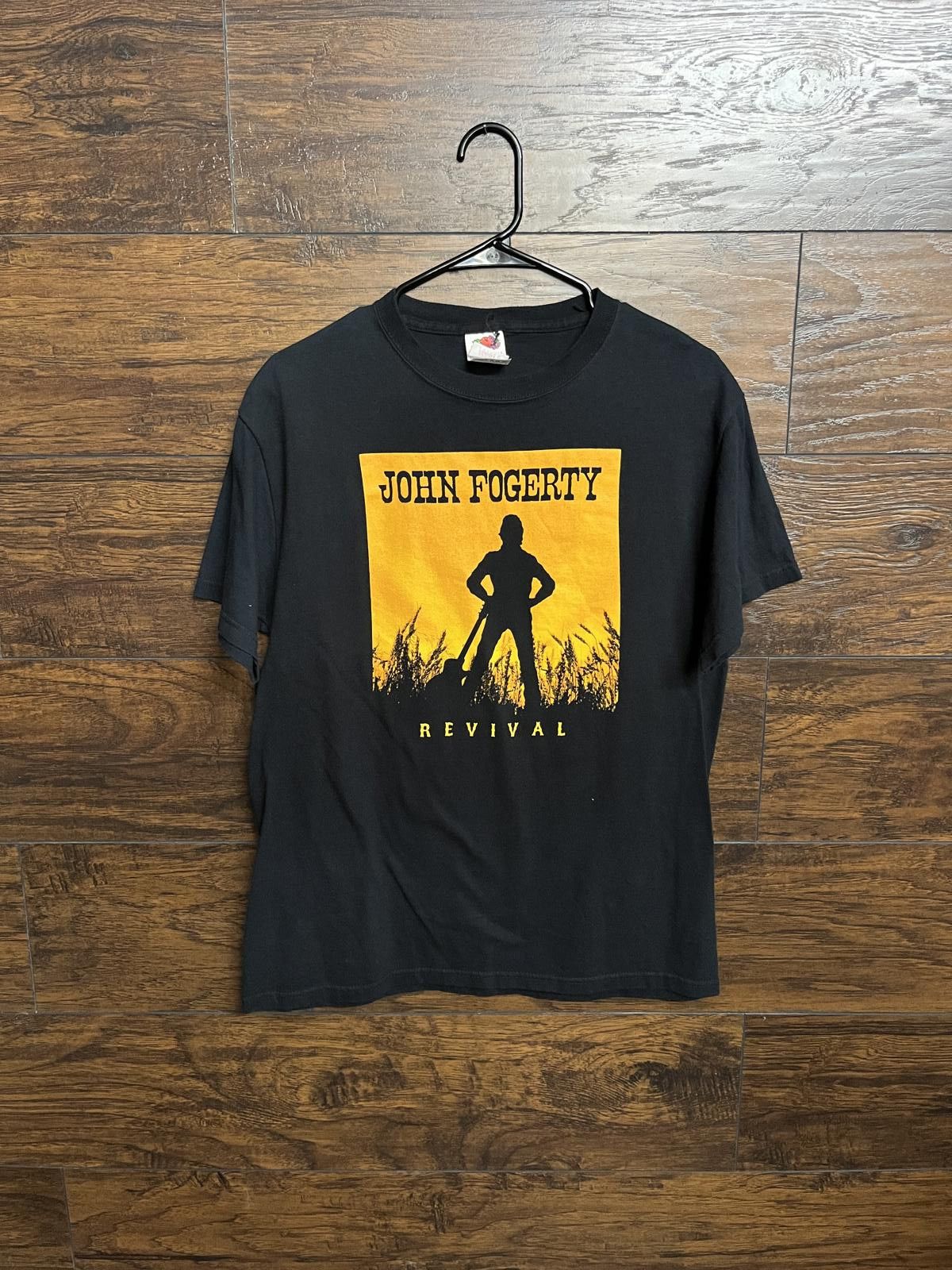 Fruit Of The Loom John Fogerty Revival Tour t-shirt 2007 - CCR Band Tee- M Size US M / EU 48-50 / 2 - 1 Thumbnail