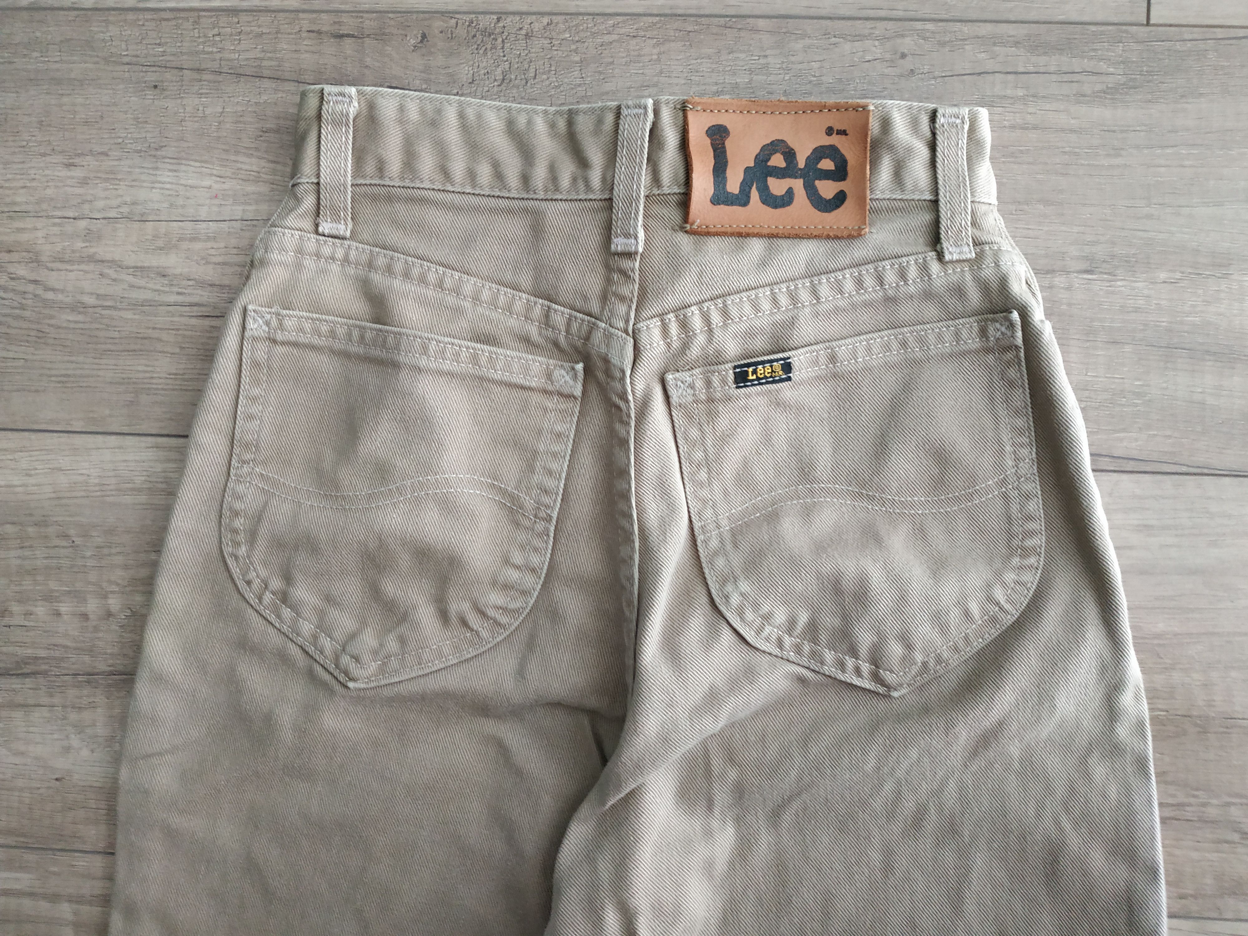 Lee Lee Women's High Waist Vintage 90's Jeans, s. 36-31 Size 28" / US 6 / IT 42 - 1 Thumbnail