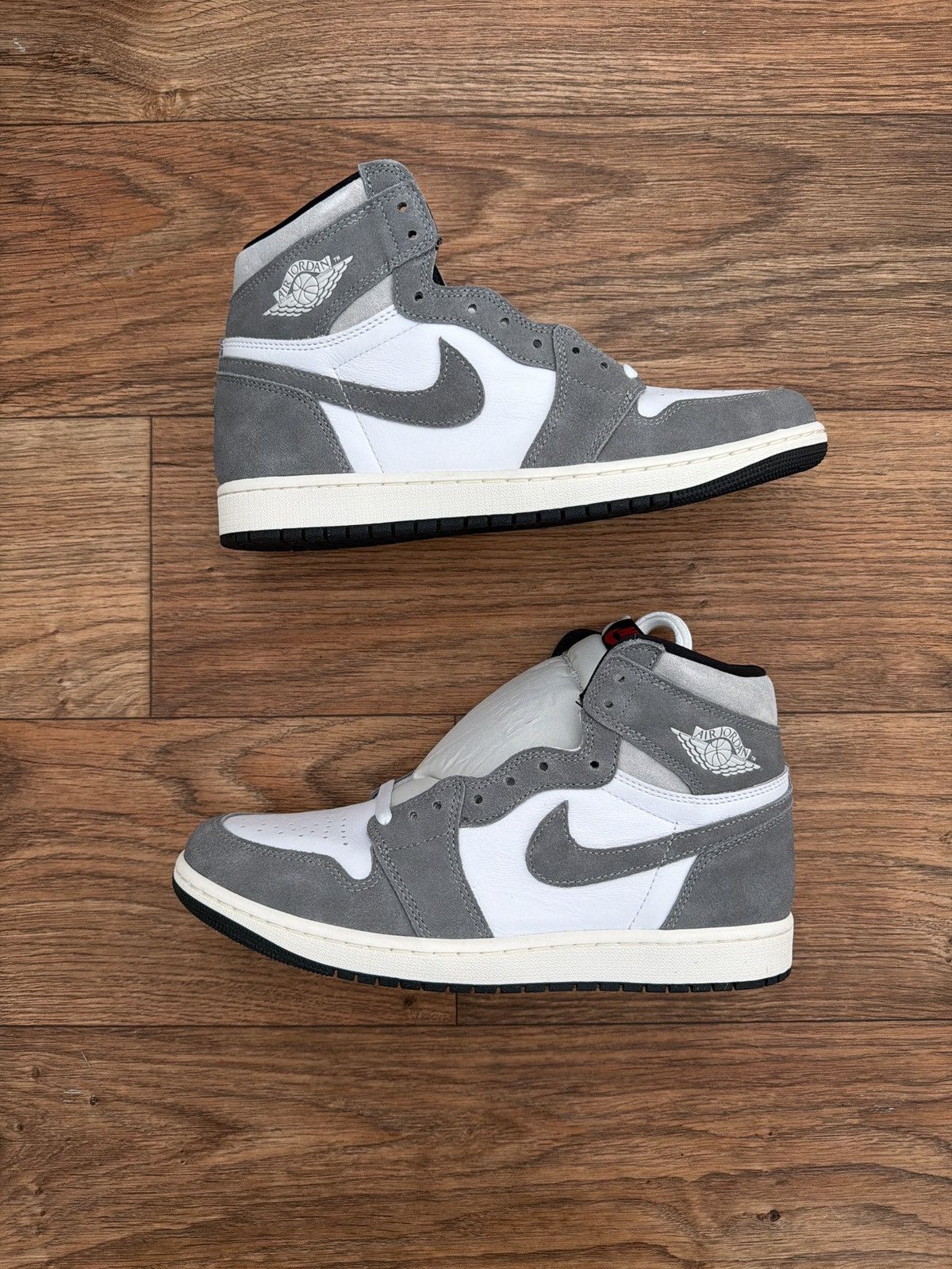 Jordan Brand Jordan 1 “Washed Black” Size US 10.5 / EU 43-44 - 1 Thumbnail