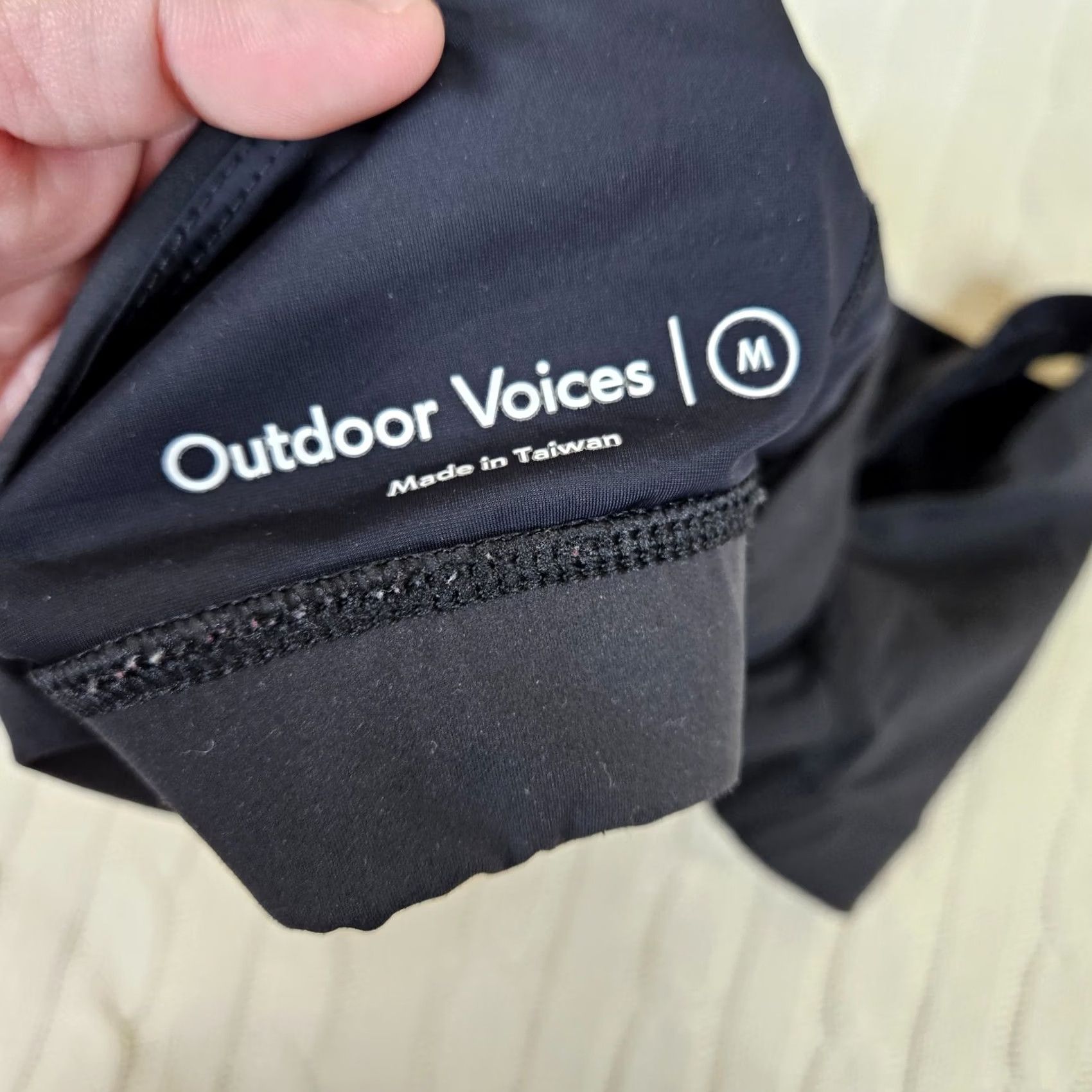 Outdoor Voices Outdoor voices Women's Black Sports Bra Size M Size ONE SIZE - 2 Thumbnail