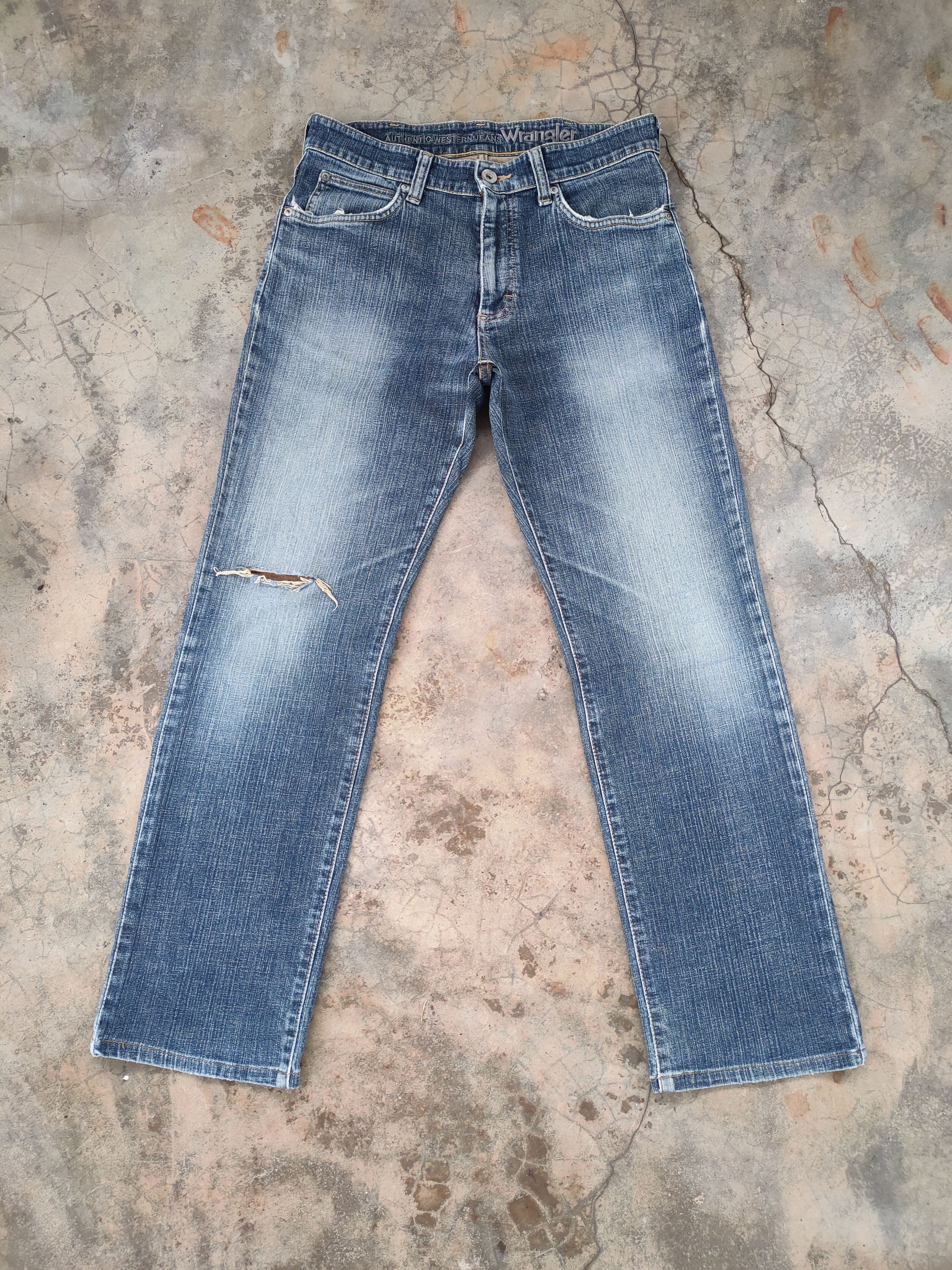 Wrangler W30 VINTAGE WRANGLER FADED DISTRESSED JEAN DENIM PANTS Size US 30 / EU 46 - 1 Thumbnail