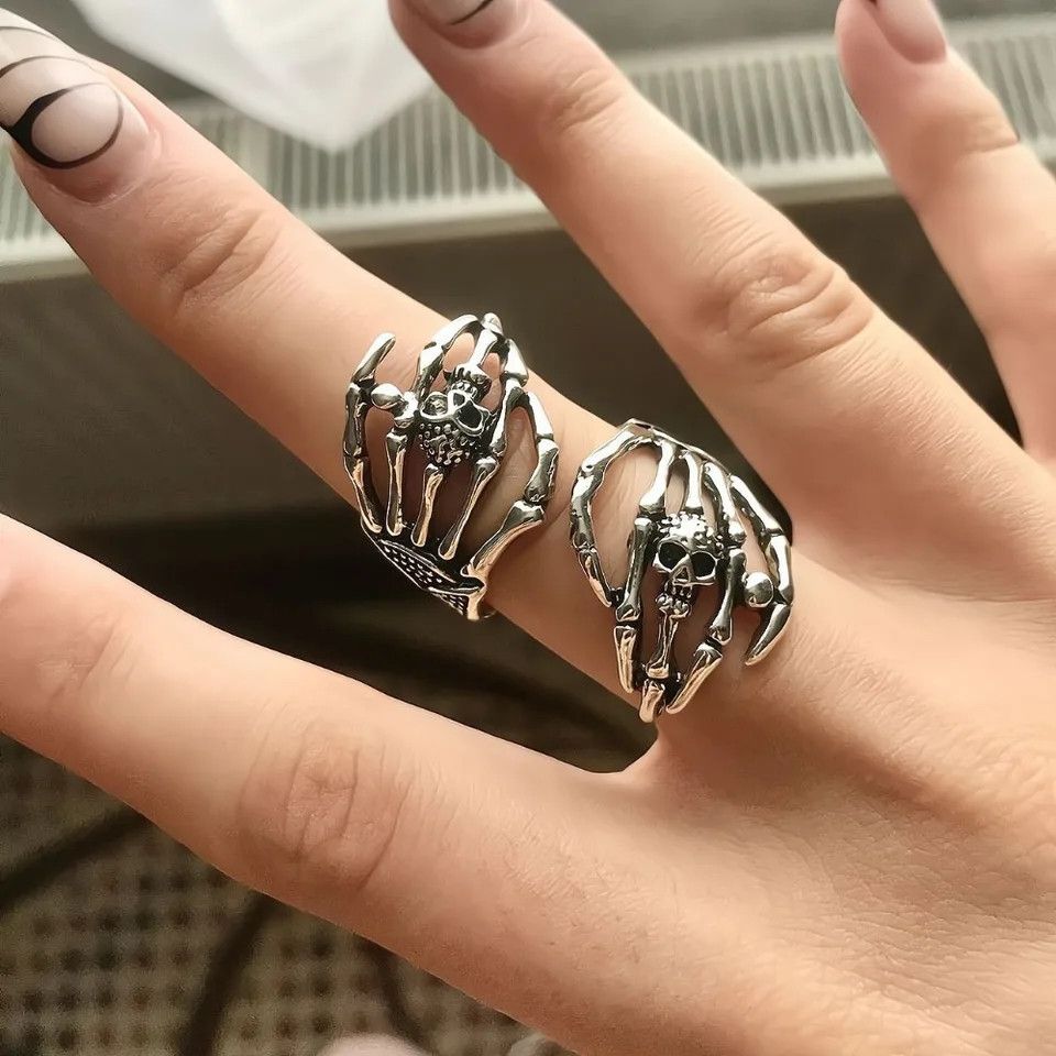 Jewelry × Vintage Skeleton Hug Ring Size ONE SIZE - 4 Thumbnail