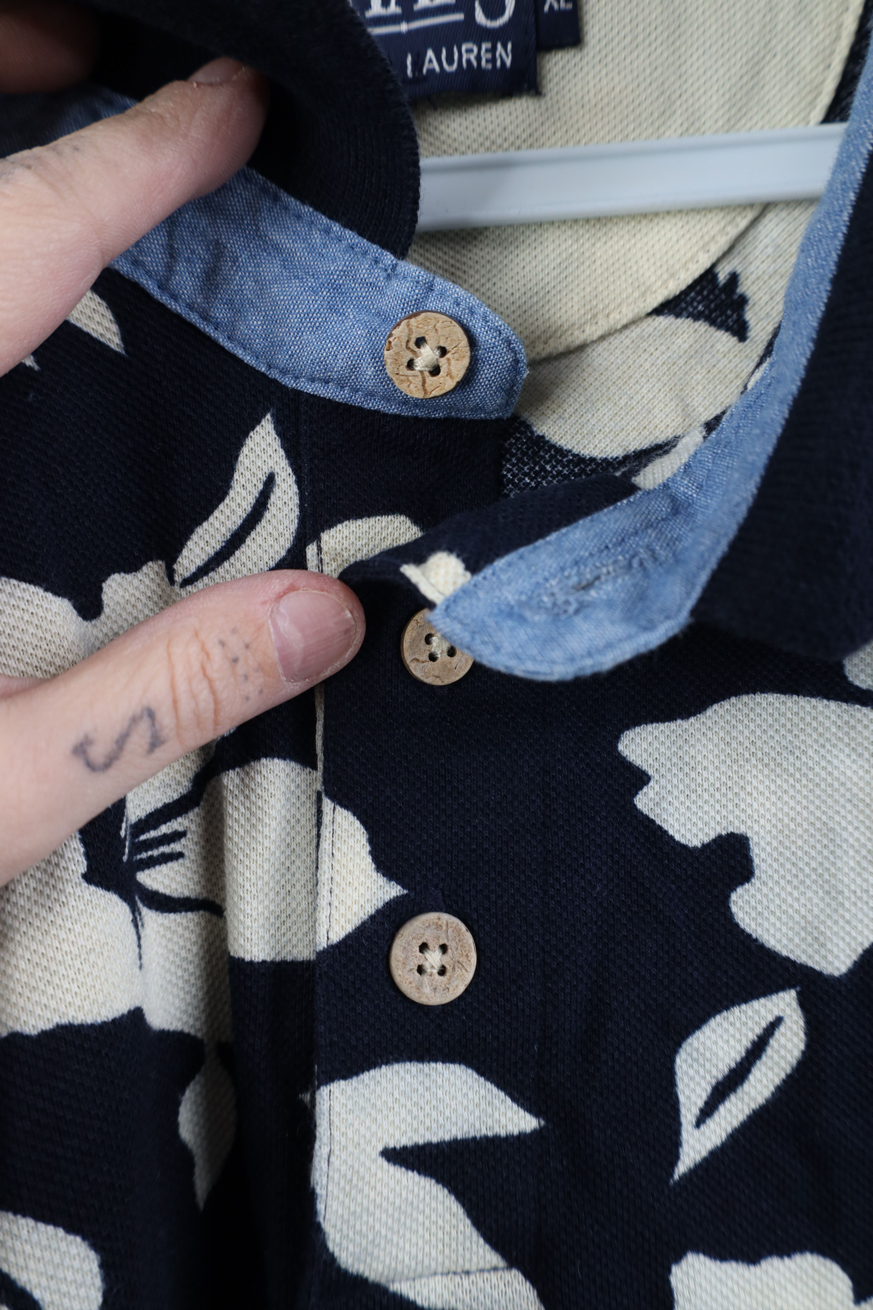 Ralph Lauren Vintage 90s Chaps Ralph Lauren Hawaiian Golf Polo Shirt Blue Size US XL / EU 56 / 4 - 5 Thumbnail