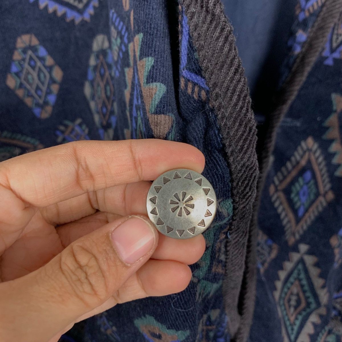 Japanese Brand TITICACA Motif Design Single Button Casual Jacket #2248-C99 Size US L / EU 52-54 / 3 - 14 Thumbnail