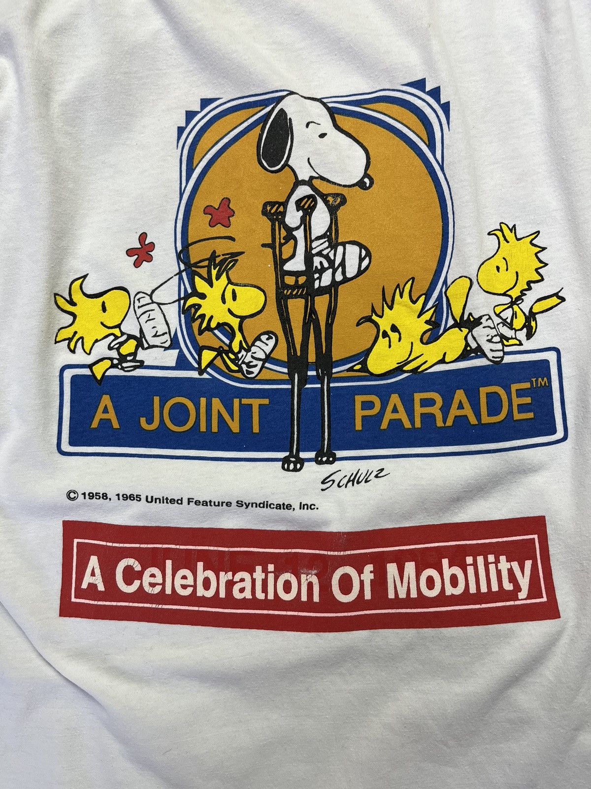 Cartoon Network × Vintage Vintage 80s Snoopy a joint parade graphic tee Size US XL / EU 56 / 4 - 6 Thumbnail