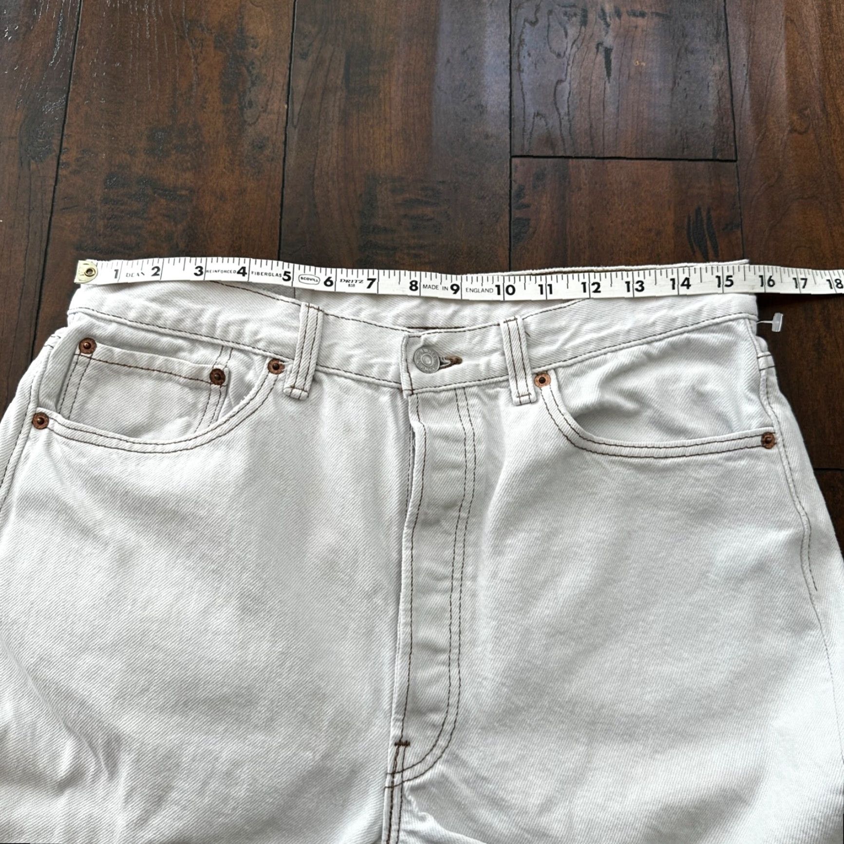 Levi's VINTAGE Levi's 501 Jeans Men 34x34 White Bleach Wash 90s USA 80s Denim Cotton Button Straight 501 Series Distressed Size US 34 / EU 50 - 6 Thumbnail