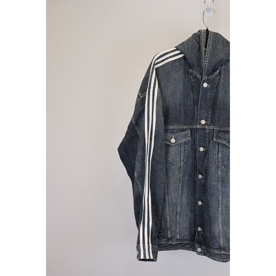 Adidas × Balenciaga o1rshd1 Denim Jacket in Indigo Size US L / EU 52-54 / 3 - 3 Thumbnail