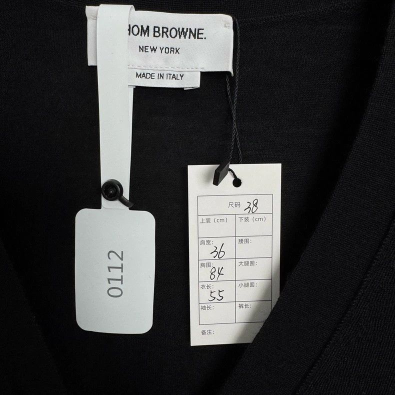 Thom Browne Thom Browne Black wool cardigan Size XS / US 0-2 / IT 36-38 - 2 Thumbnail