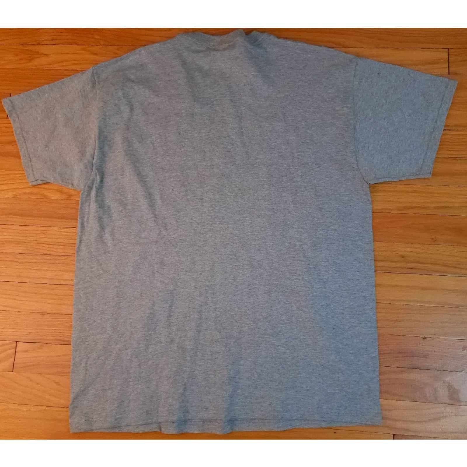 Fruit Of The Loom VINTAGE North Carolina State University Aggies XL Grey T-Shirt Basketball Unisex Adults Short Sleeve 90s University Mens/Womens Size US XL / EU 56 / 4 - 4 Thumbnail