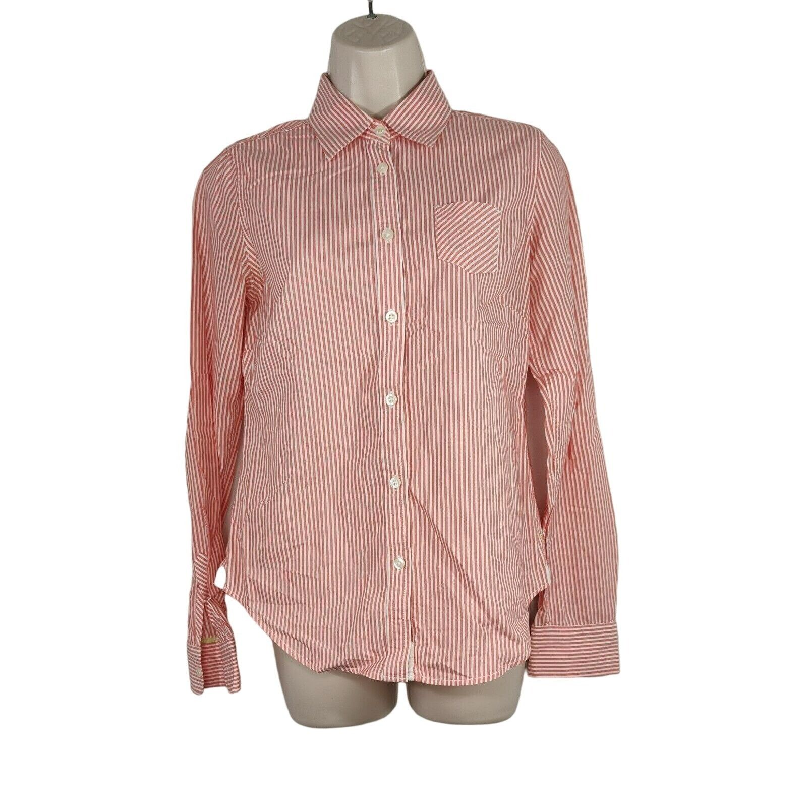 American Eagle Outfitters American Eagle Favorite Shirt Button Up Fitted Shirt Size 4 Size S / US 4 / IT 40 - 1 Thumbnail